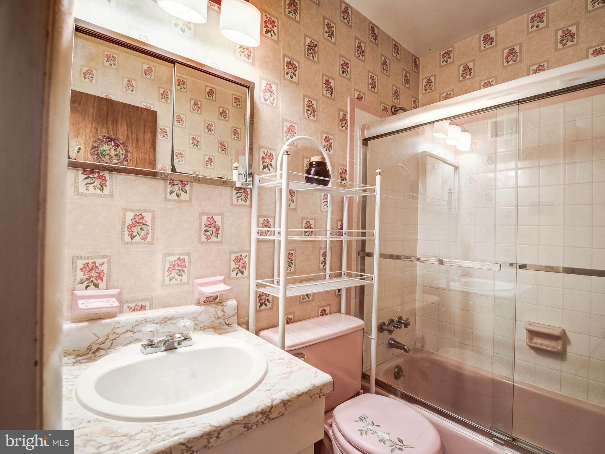 PYLES & WELCHES - Residential