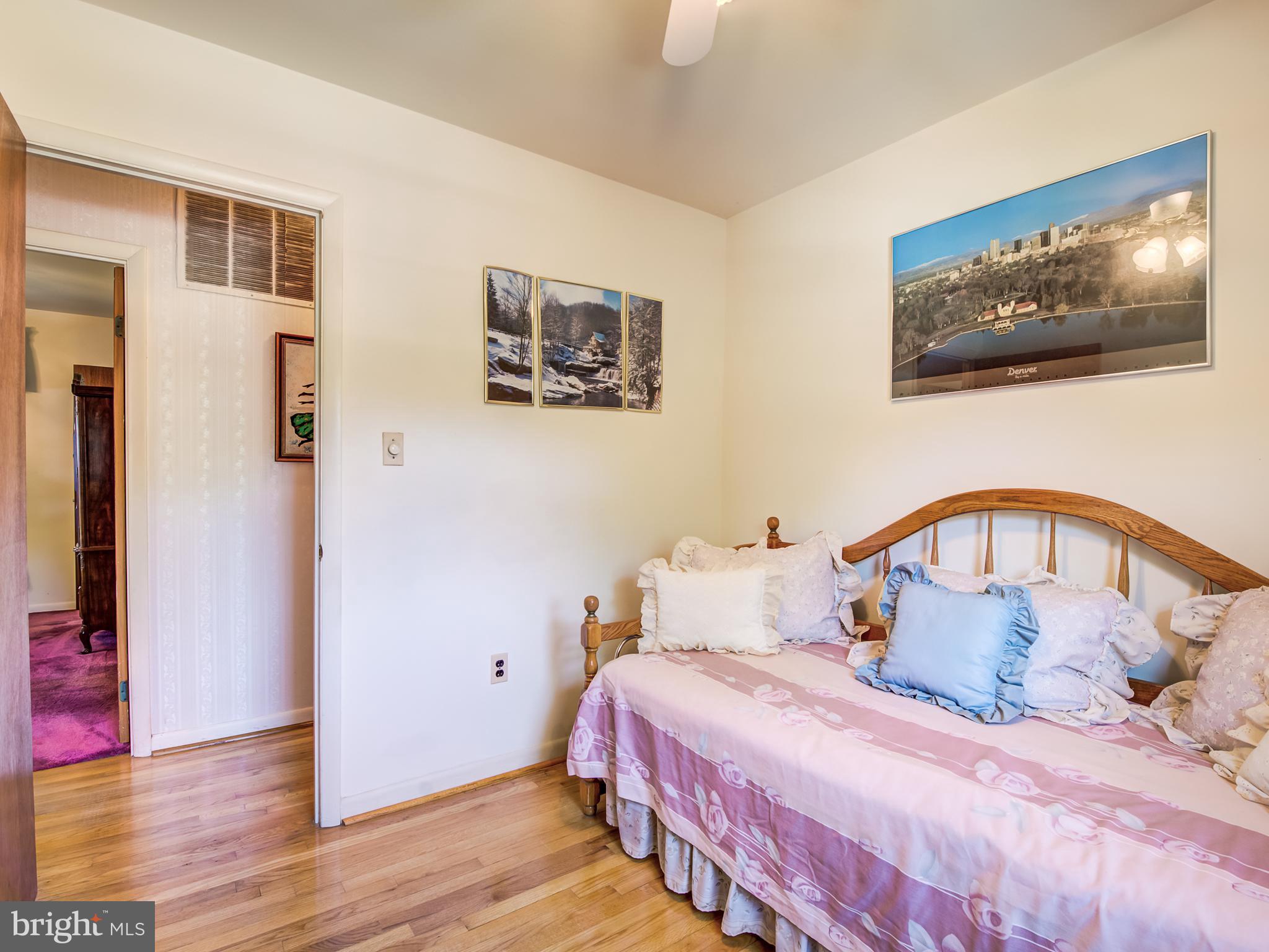 PYLES & WELCHES - Residential