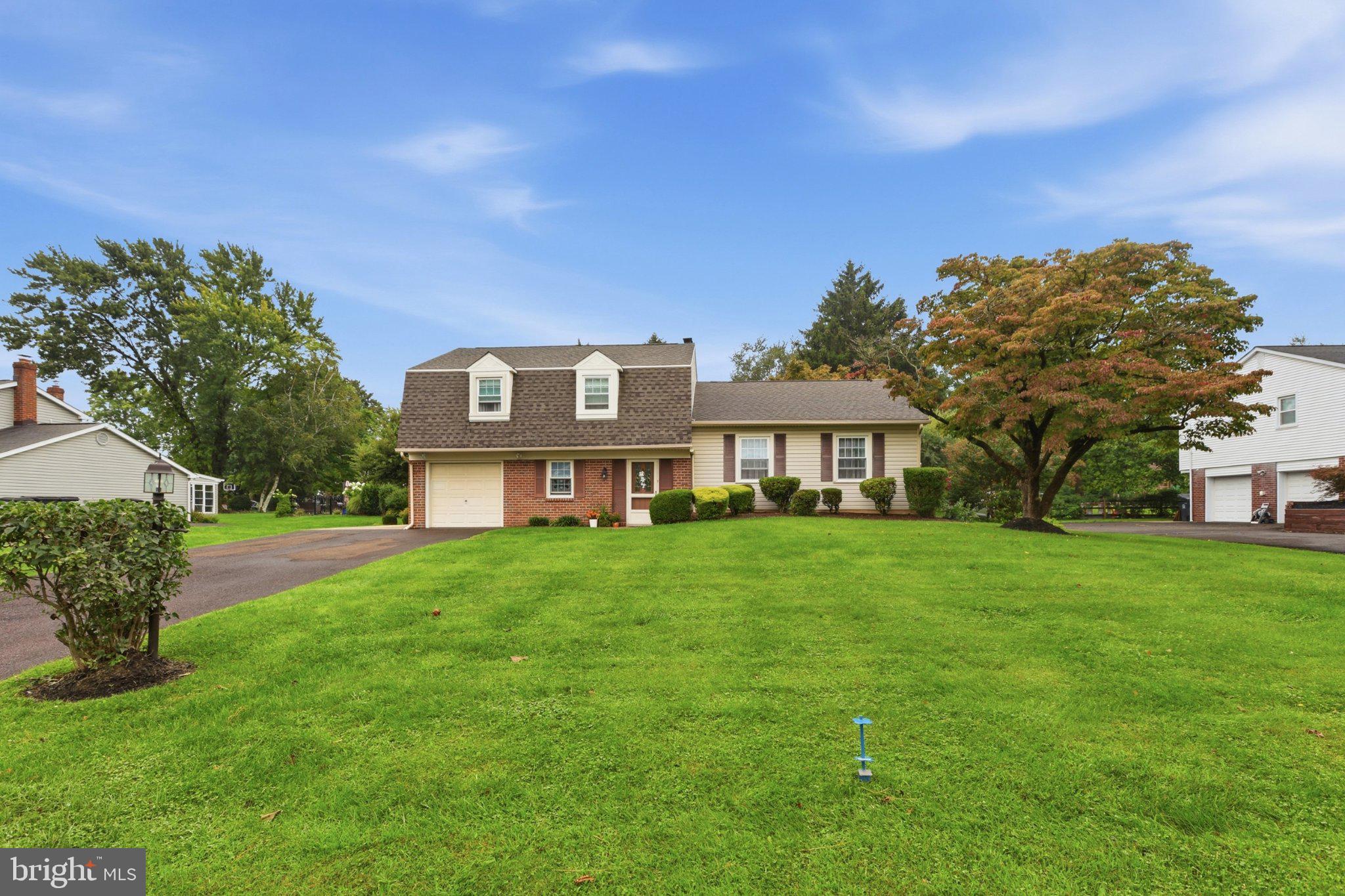 83 SCHOOL HOUSE ROAD
