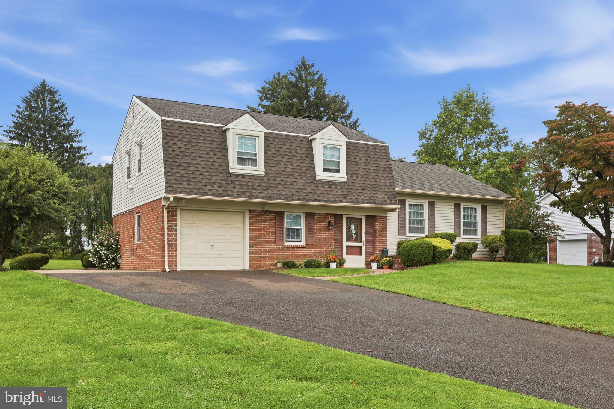 83 SCHOOL HOUSE ROAD