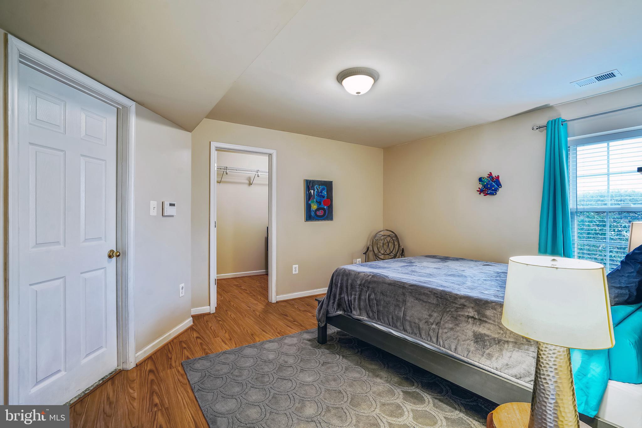 LOWES ISLAND/CASCADES - Residential