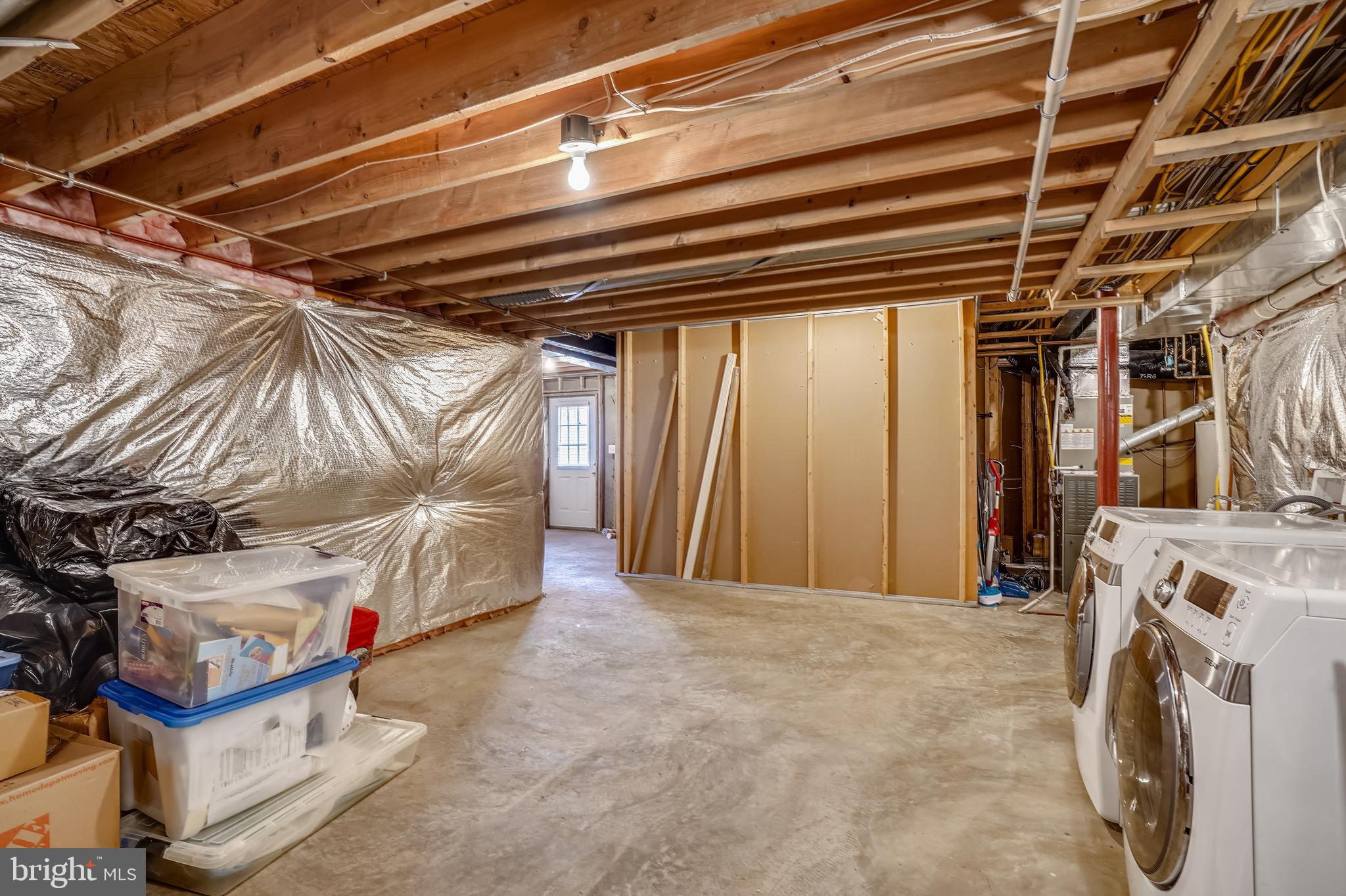 LOWES ISLAND/CASCADES - Residential