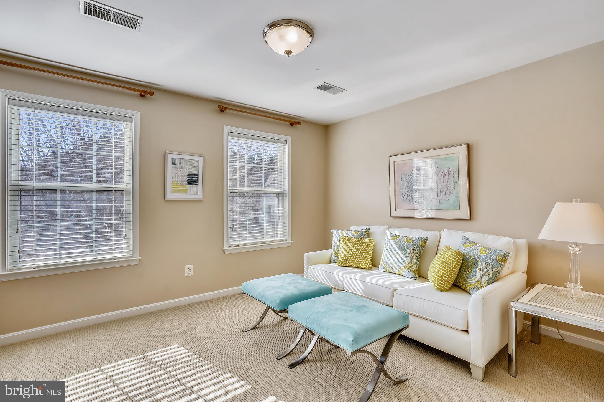 LOWES ISLAND/CASCADES - Residential