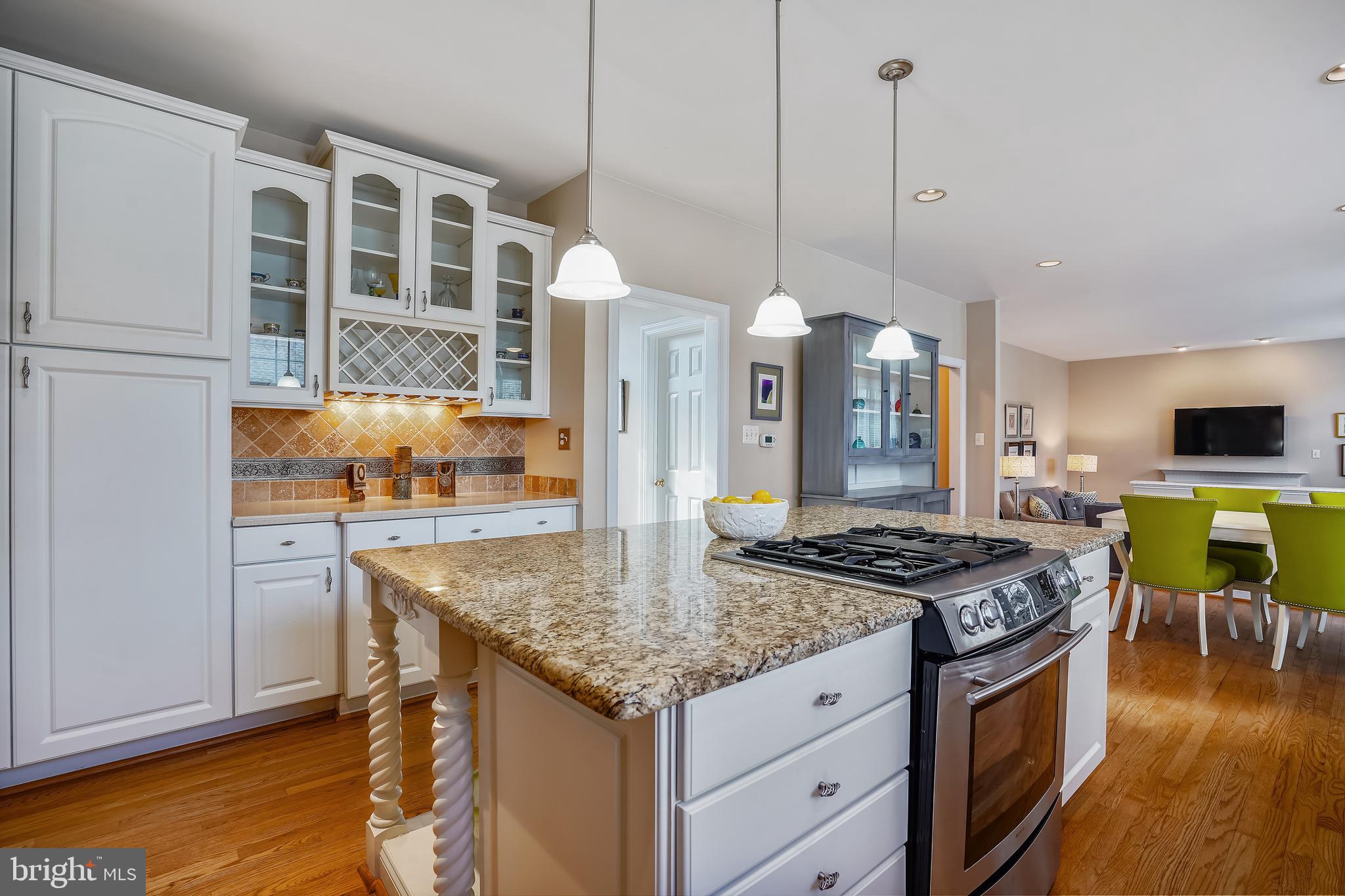 LOWES ISLAND/CASCADES - Residential