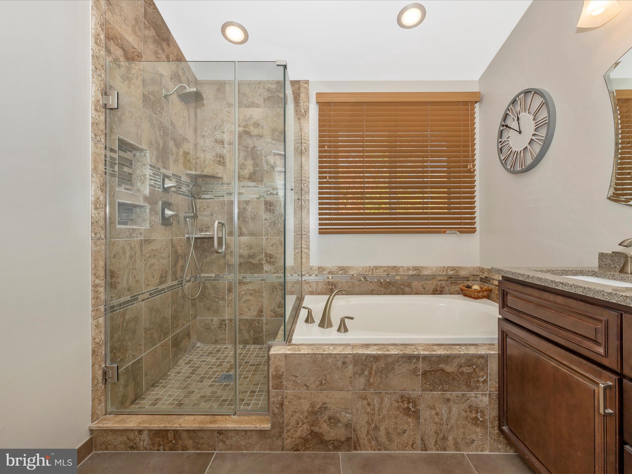 KINGS BRIDGE - Residential