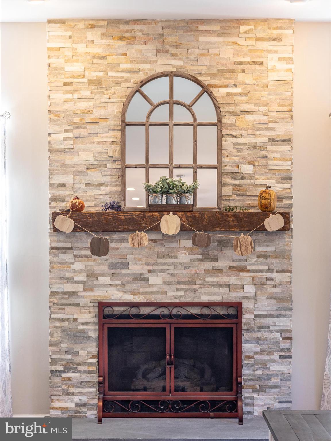 KINGS BRIDGE - Residential