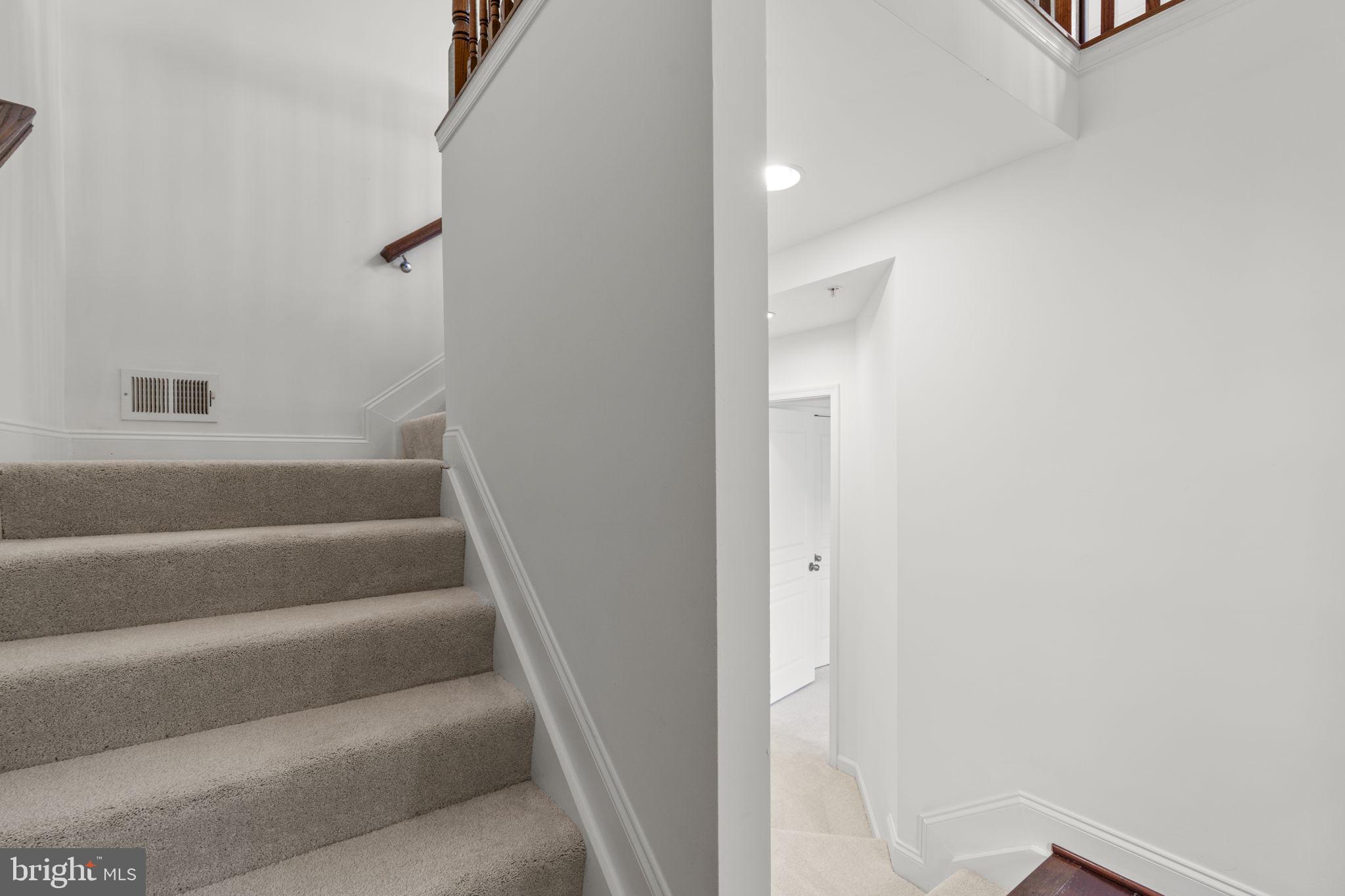 GATEWAY OVERLOOK - Residential