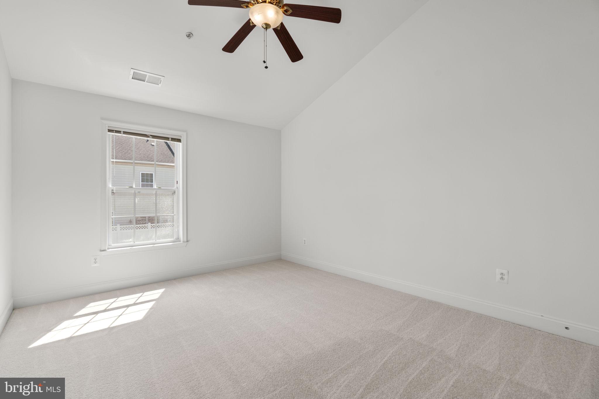 GATEWAY OVERLOOK - Residential