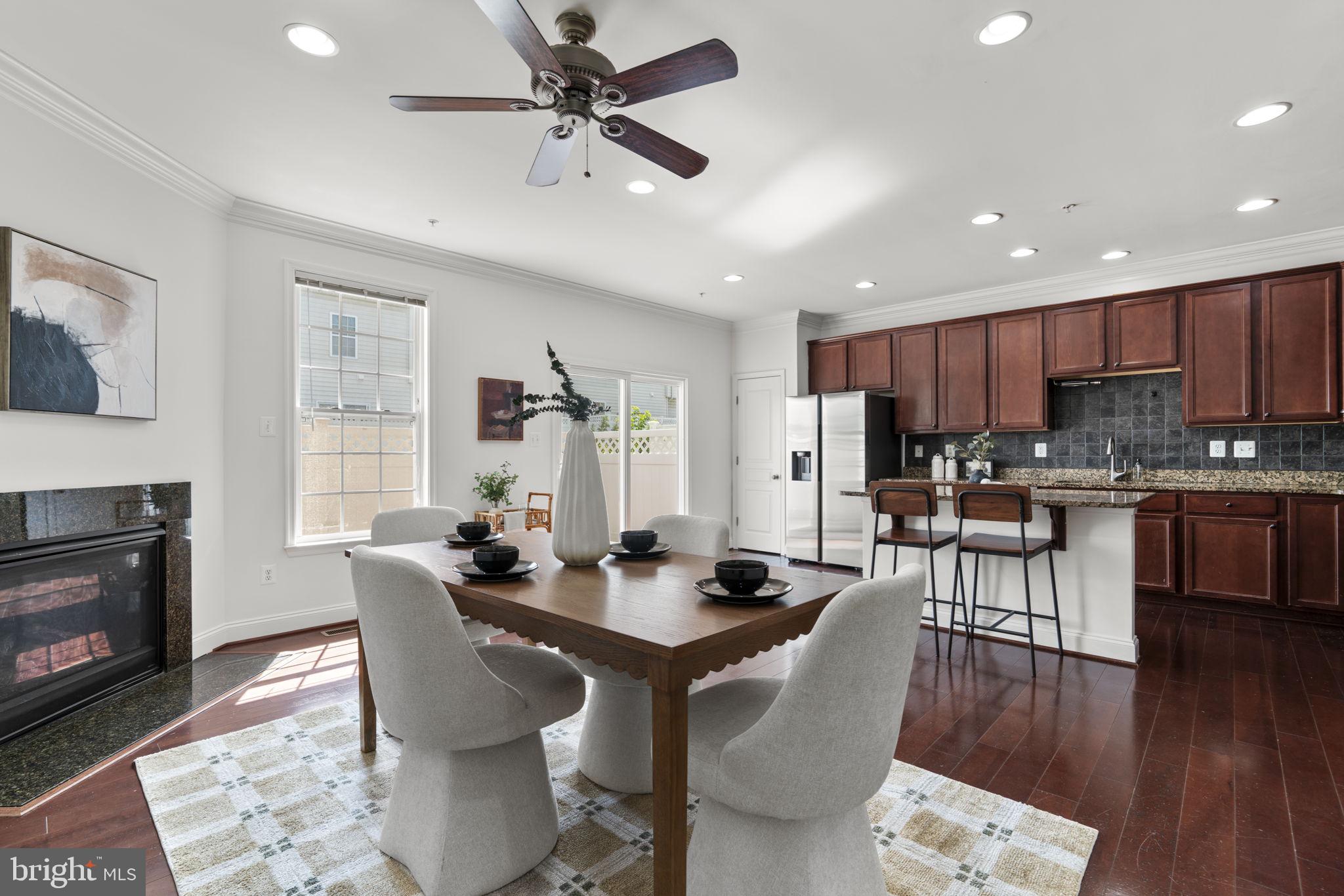 GATEWAY OVERLOOK - Residential
