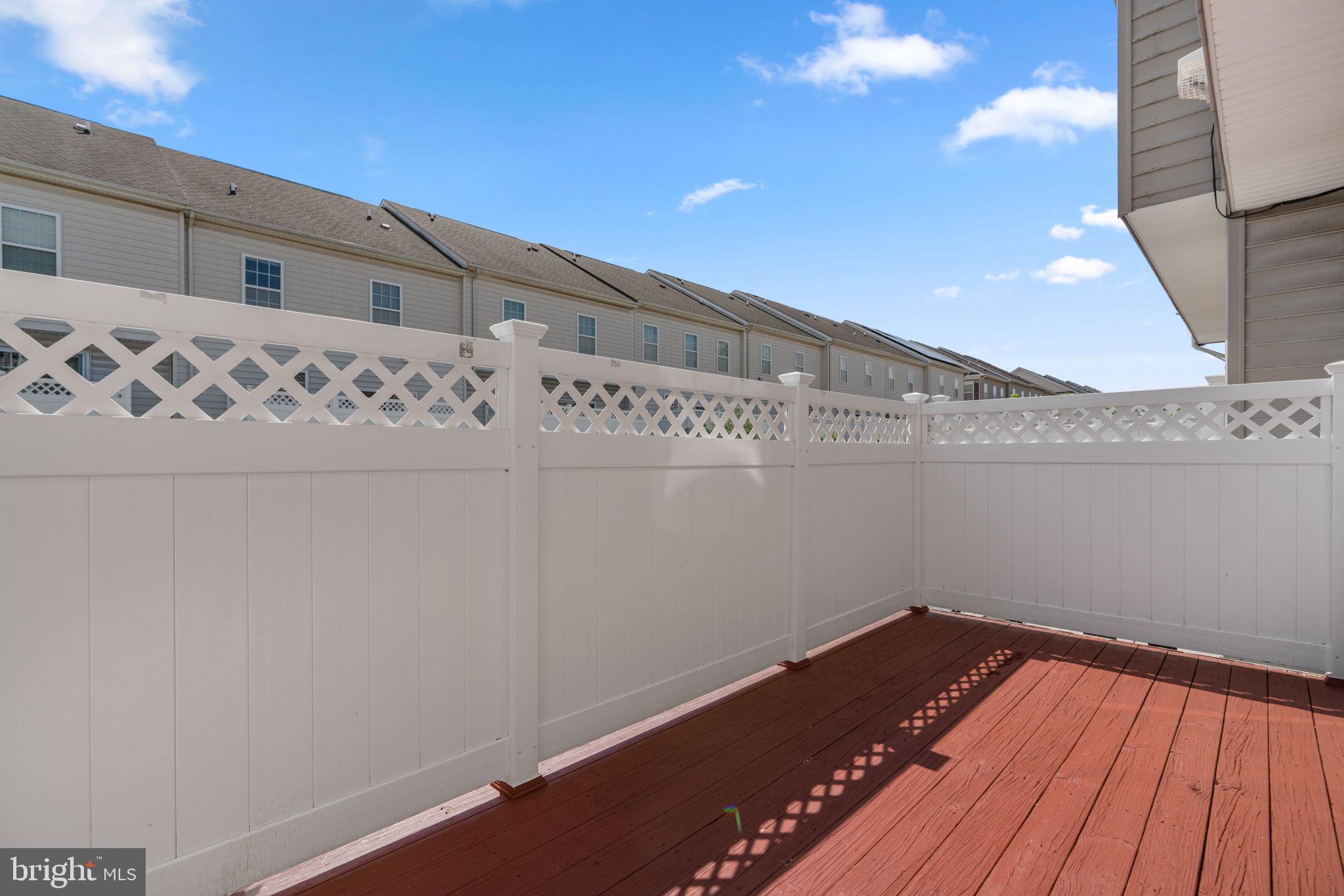 GATEWAY OVERLOOK - Residential