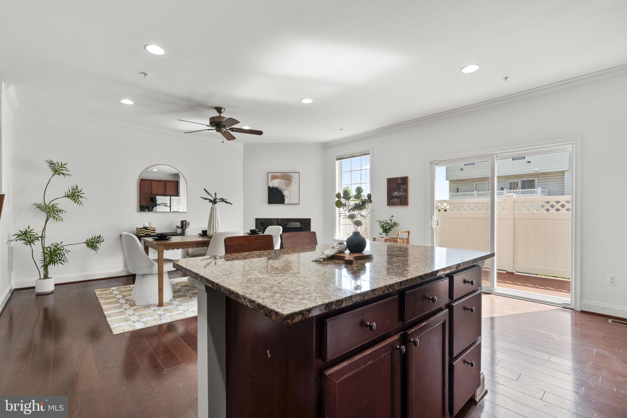 GATEWAY OVERLOOK - Residential