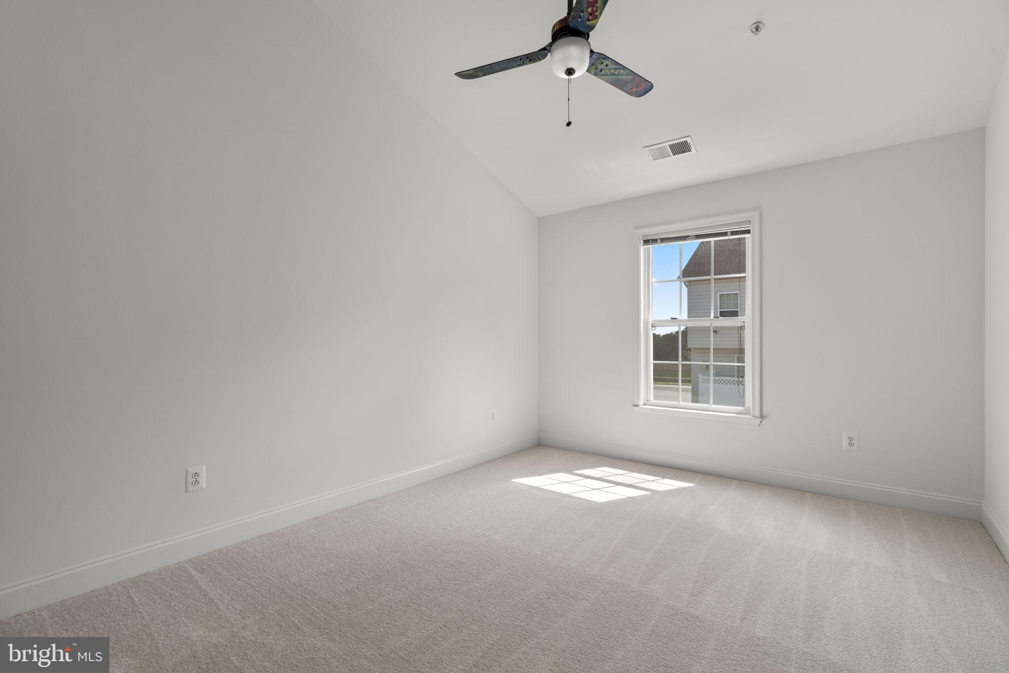 GATEWAY OVERLOOK - Residential