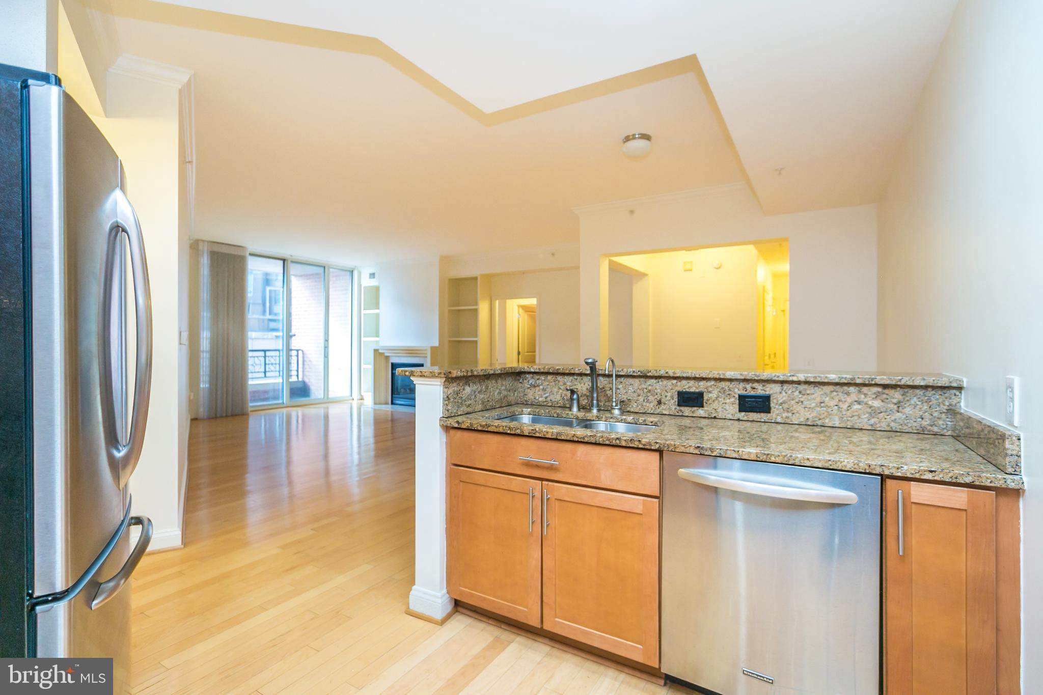HARBOR EAST - Residential