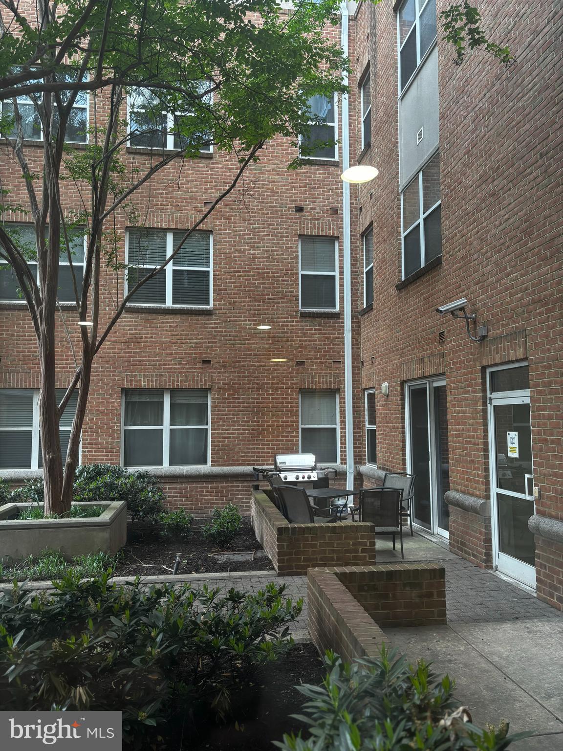 PIERSIDE AT HARBORVIEW - Residential