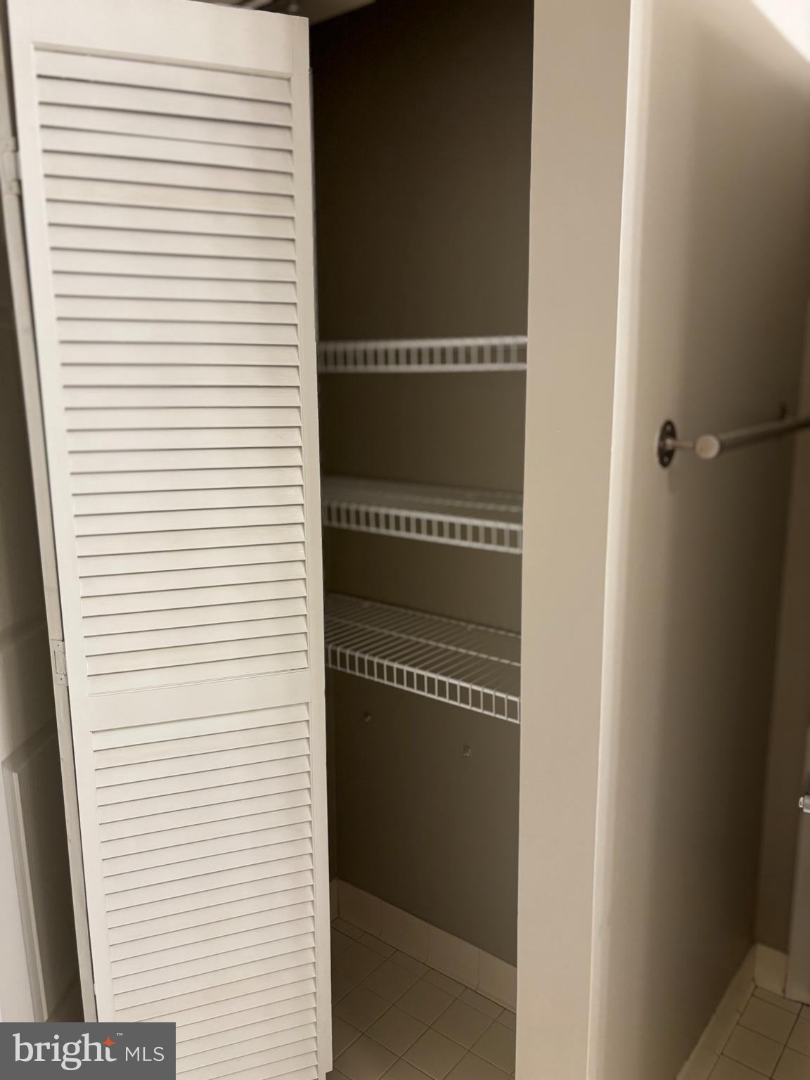 PIERSIDE AT HARBORVIEW - Residential