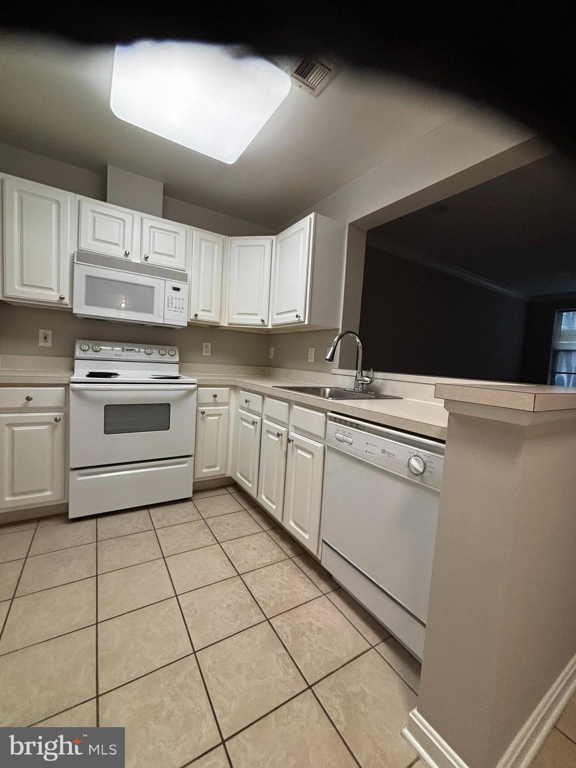 23 PIERSIDE DRIVE 130