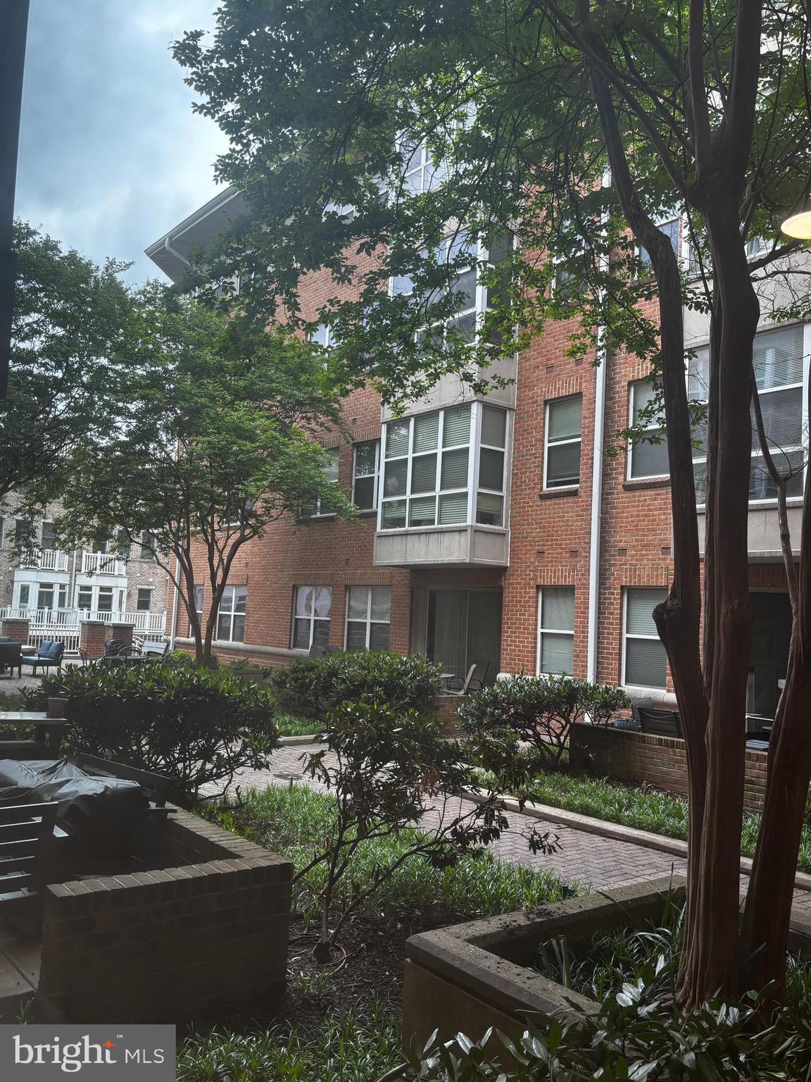 PIERSIDE AT HARBORVIEW - Residential