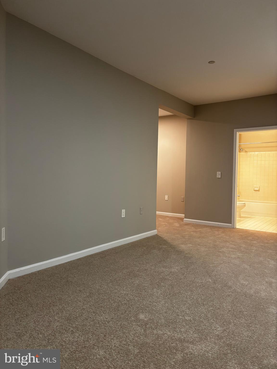 PIERSIDE AT HARBORVIEW - Residential