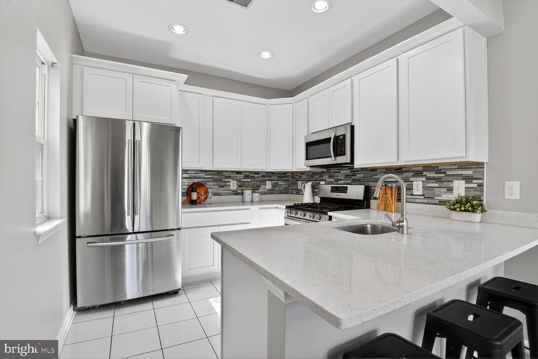 WESTBROOK COURT - Residential