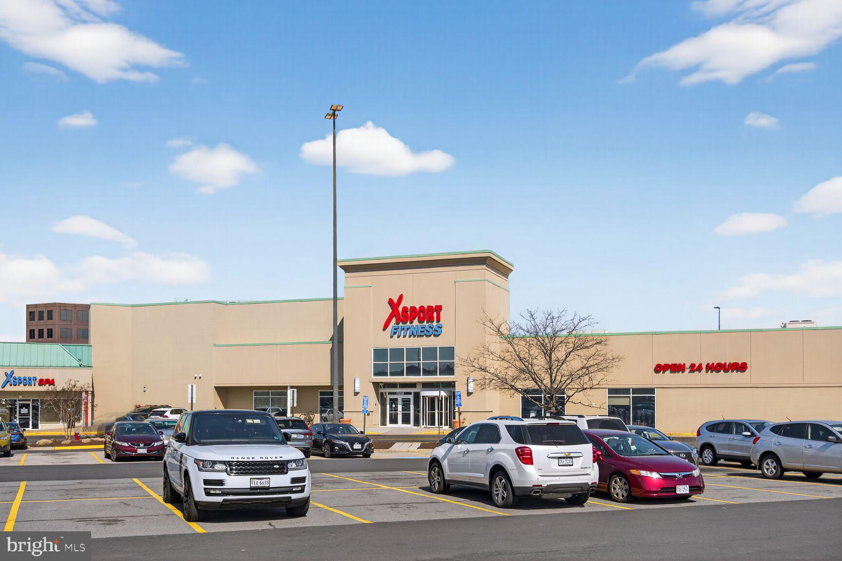 WESTBROOK COURT - Residential