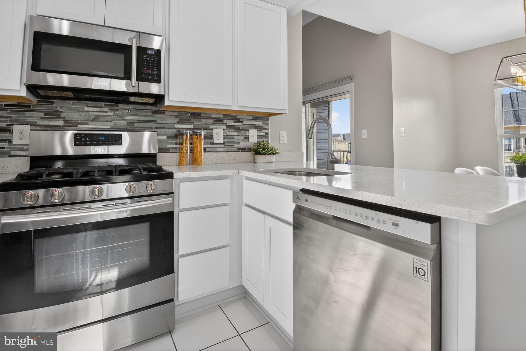 WESTBROOK COURT - Residential