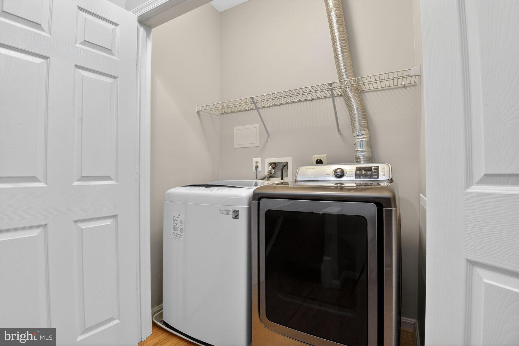 WESTBROOK COURT - Residential