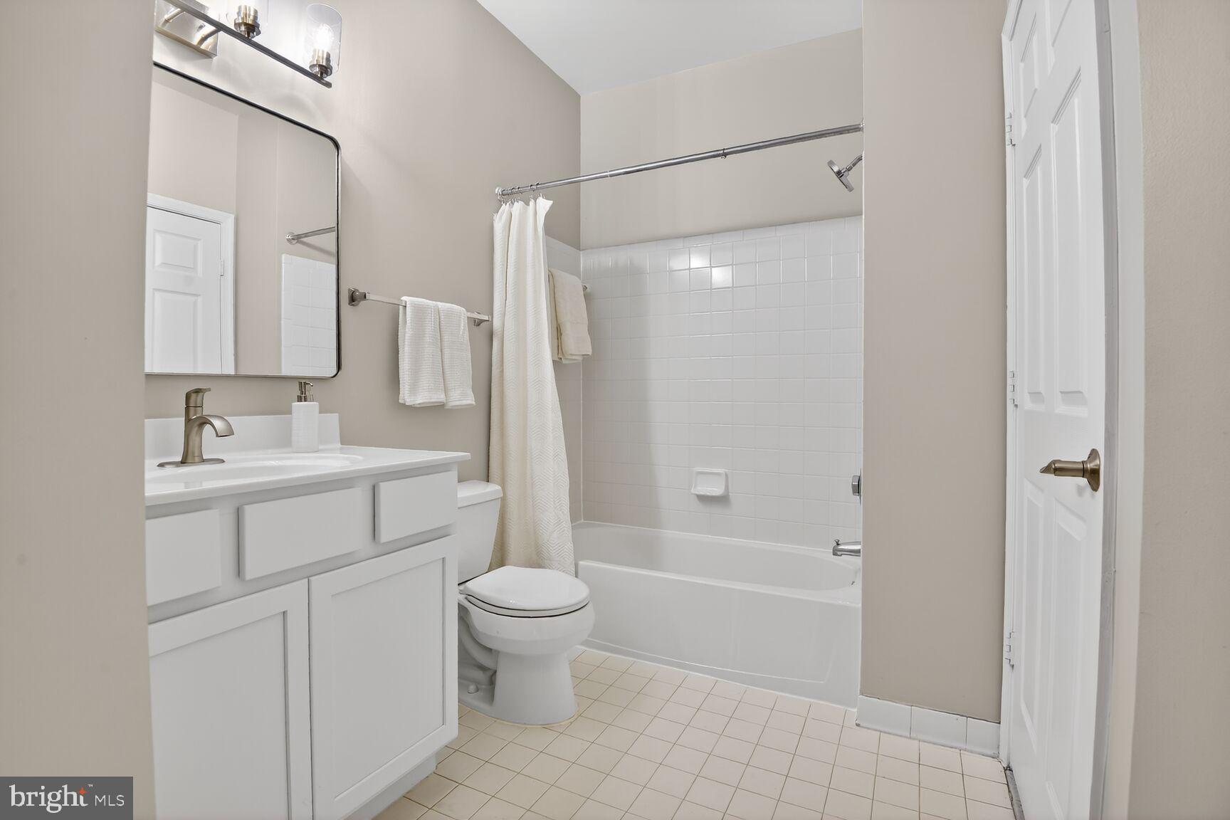 WESTBROOK COURT - Residential