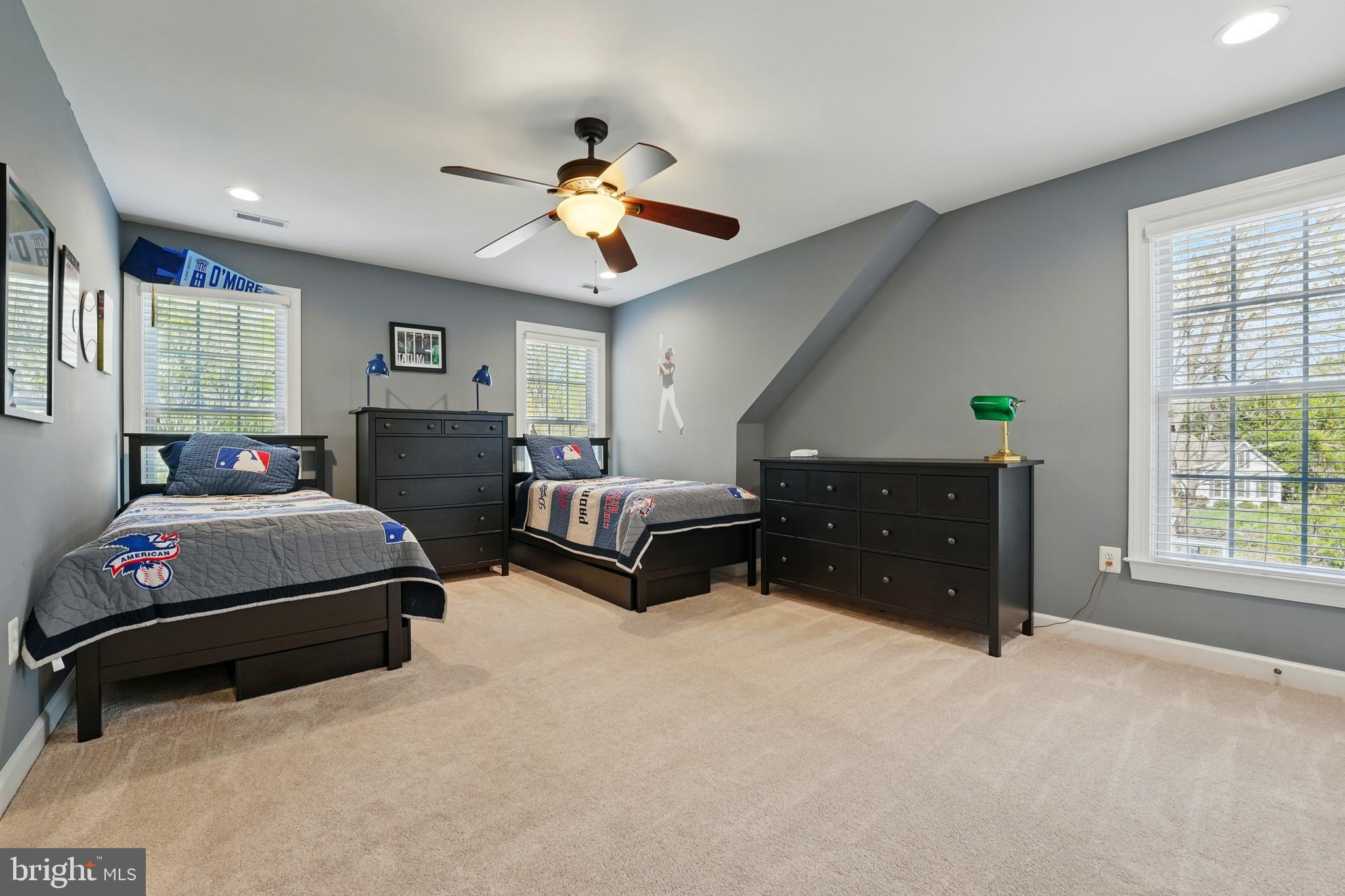 WINDSONG - Residential Lease