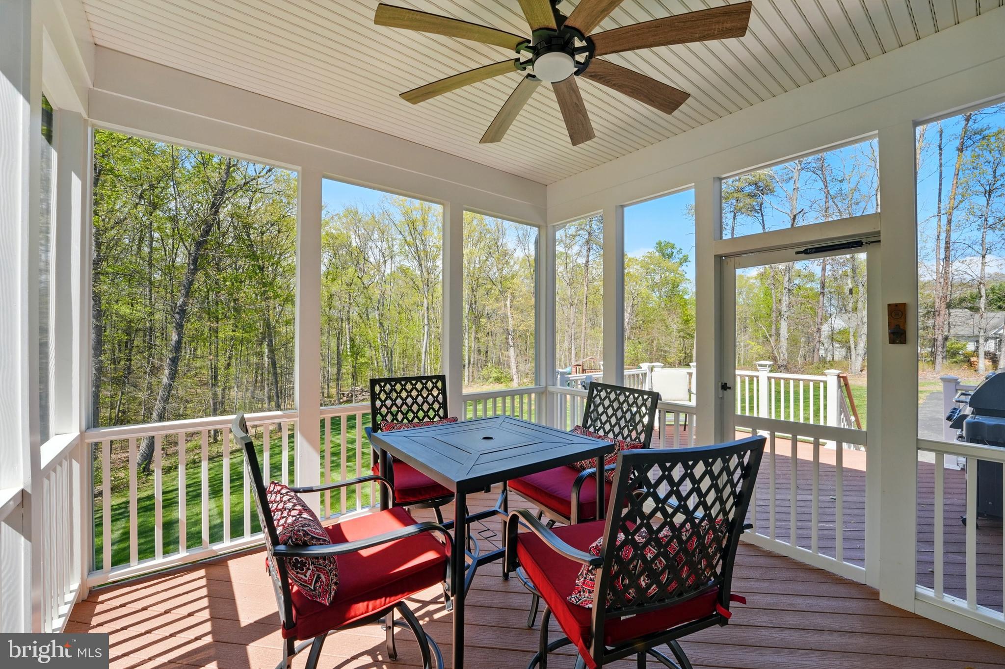 WINDSONG - Residential Lease