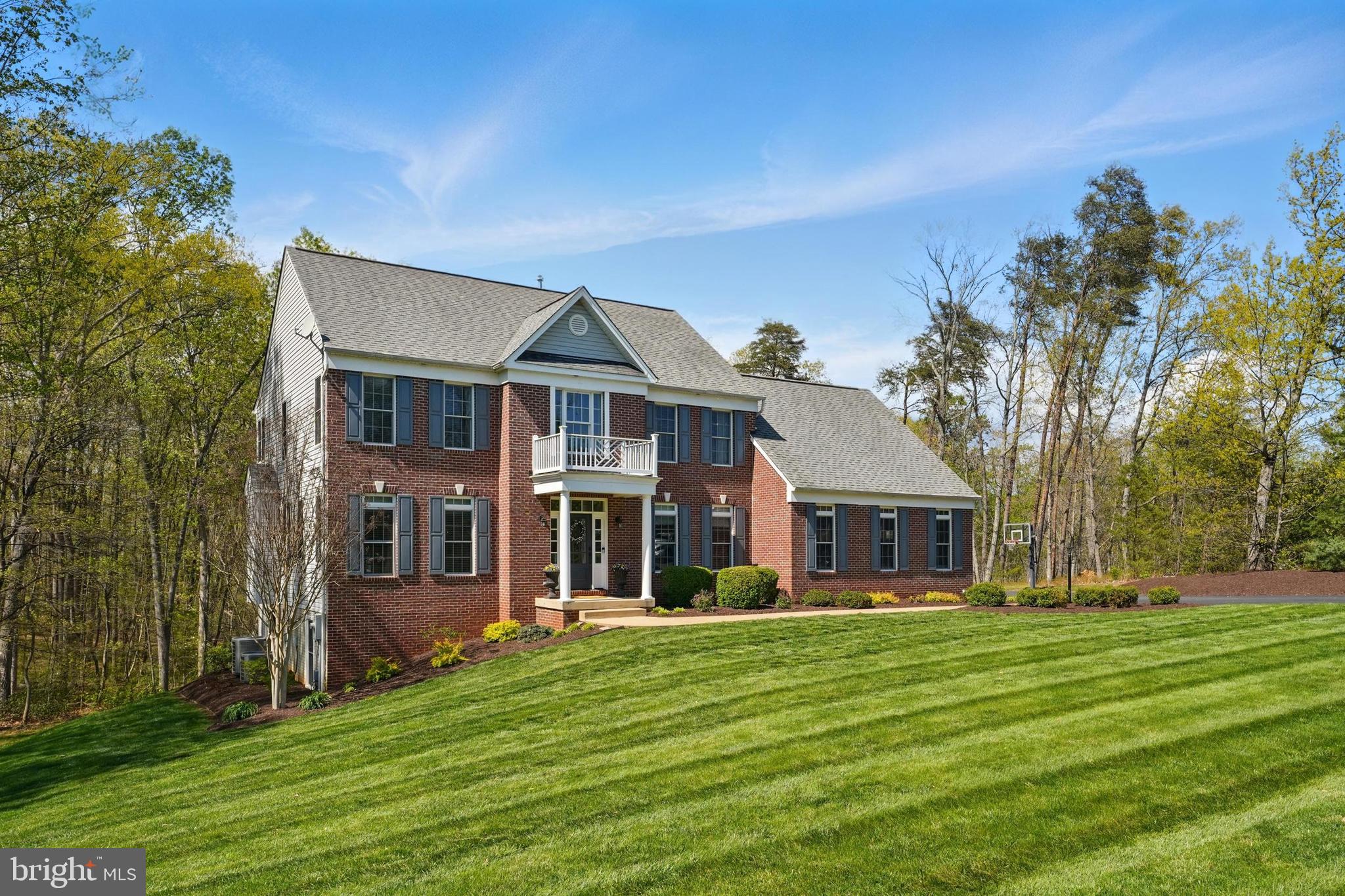 WINDSONG - Residential Lease