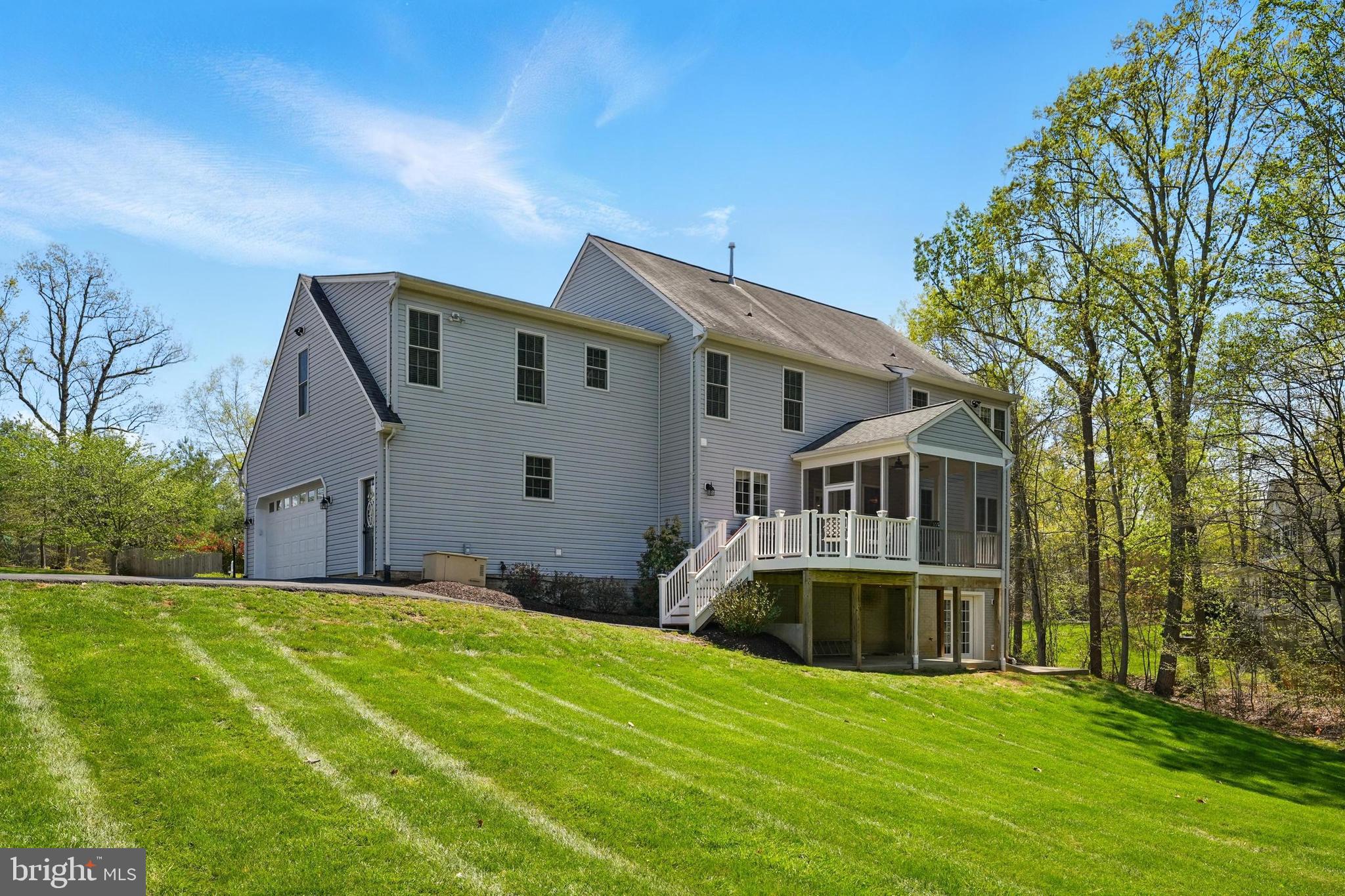 WINDSONG - Residential Lease