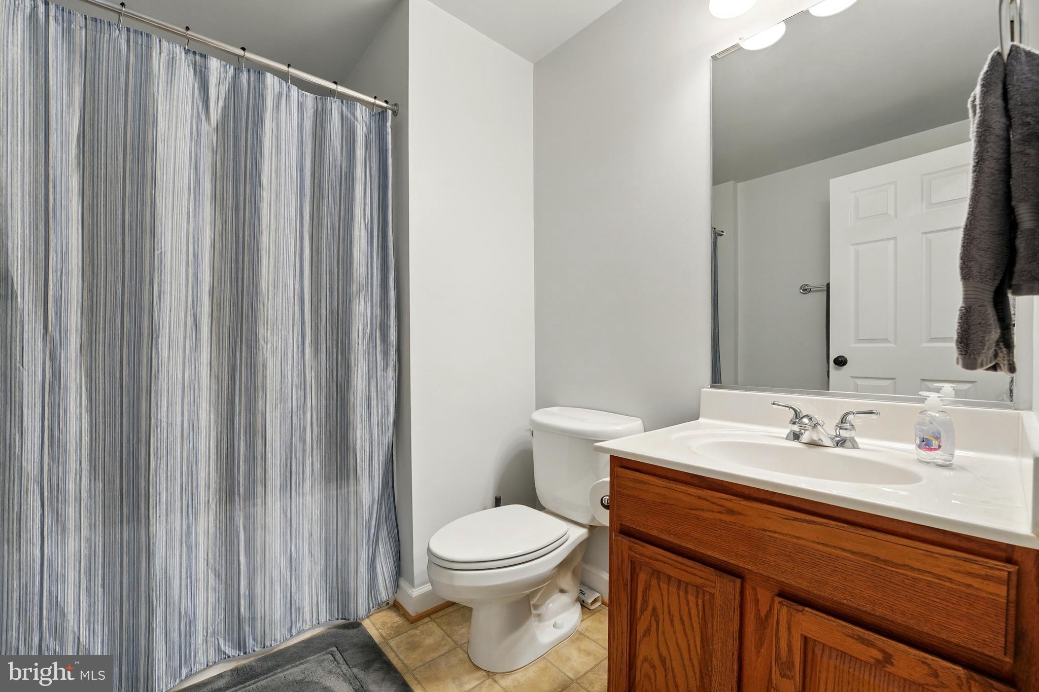 WINDSONG - Residential Lease