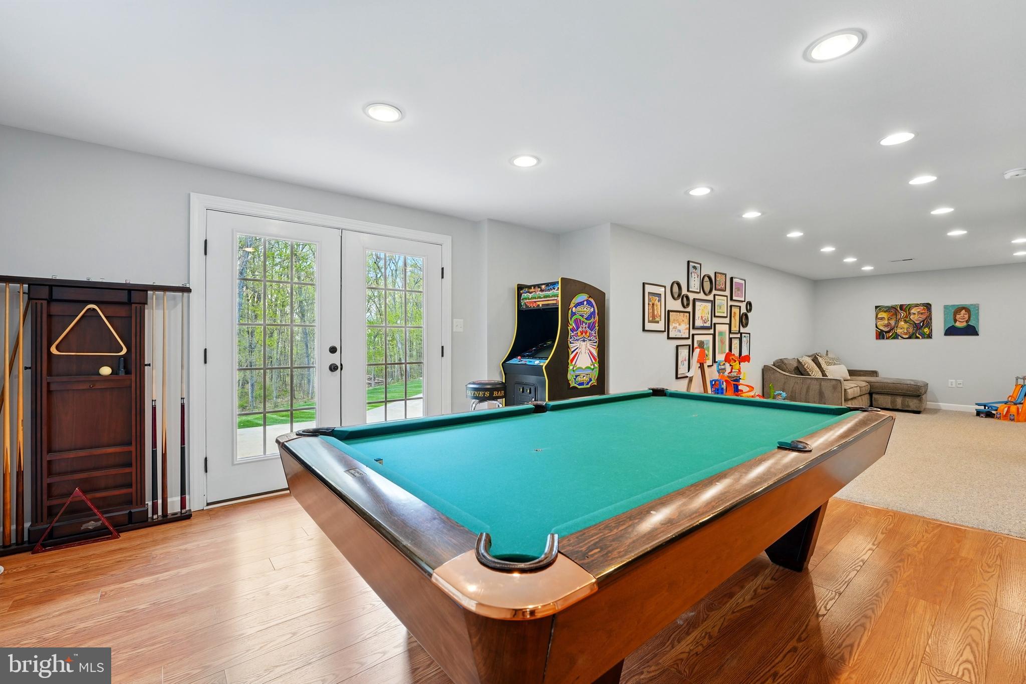 WINDSONG - Residential Lease