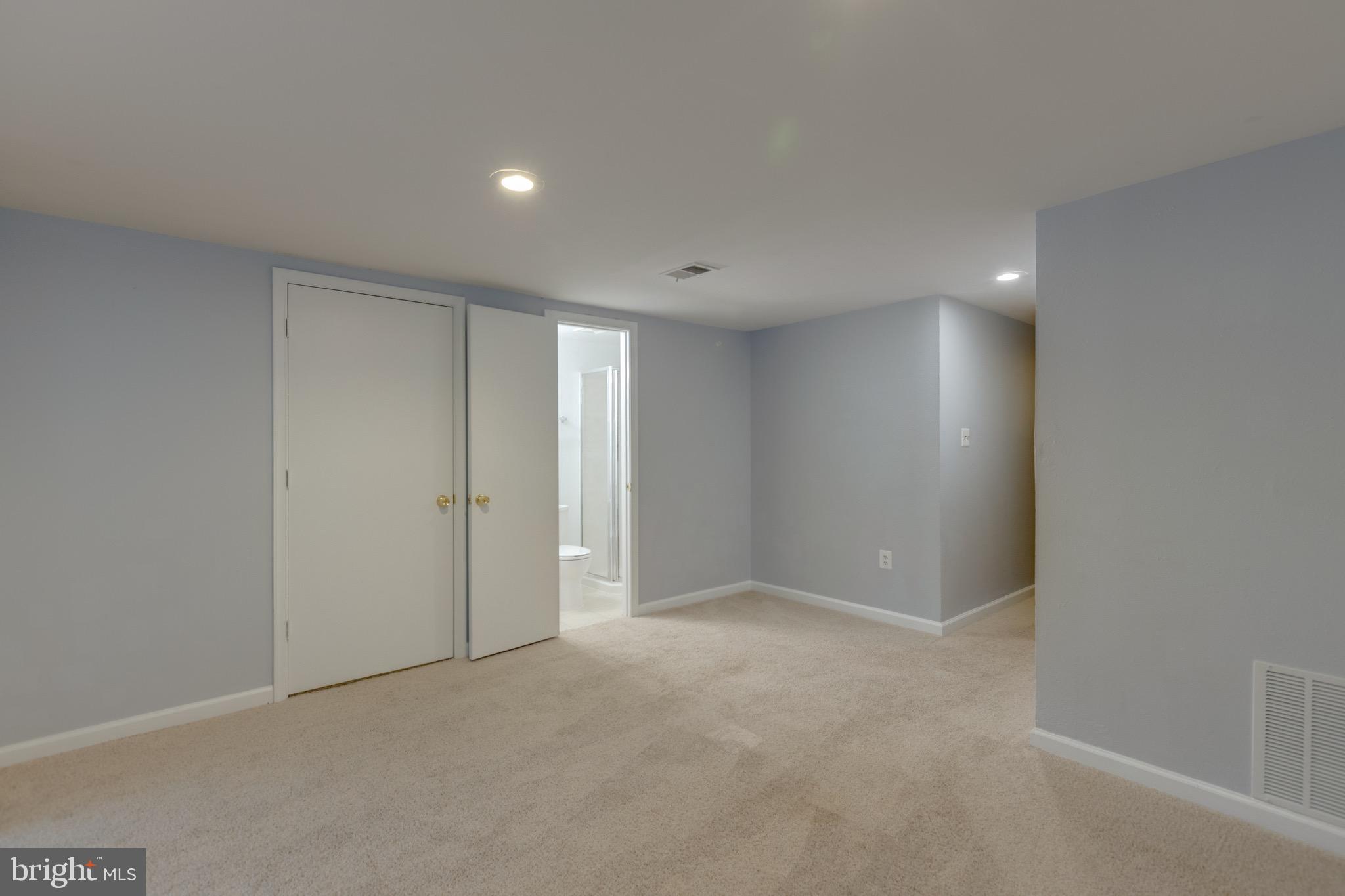 GREENWOOD FARM - Residential