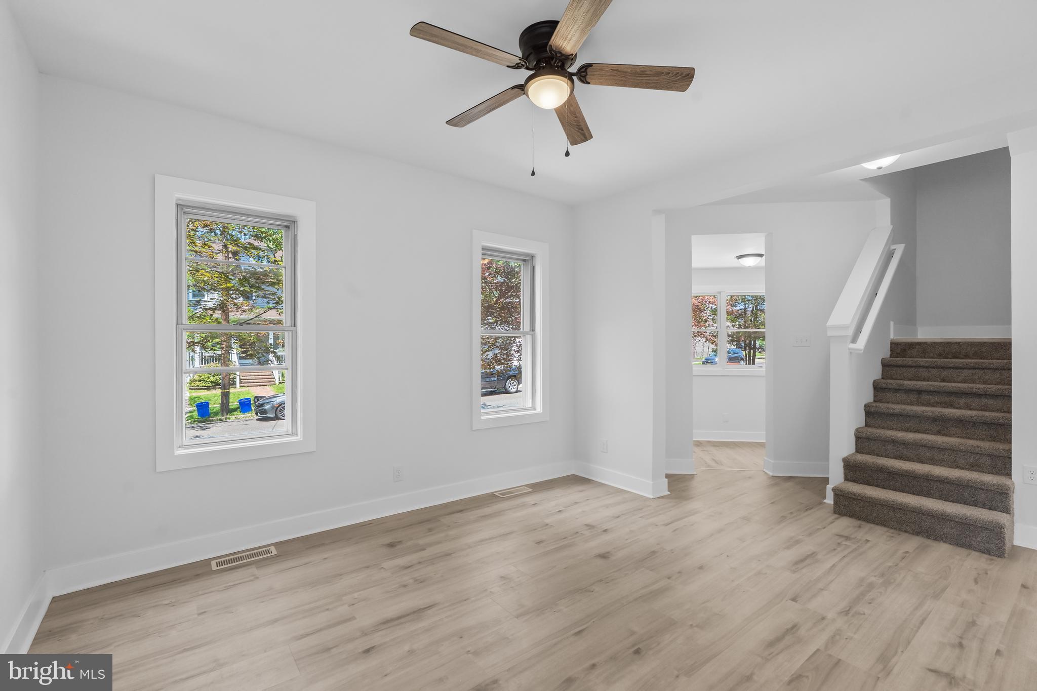 16 W GREENWOOD AVENUE