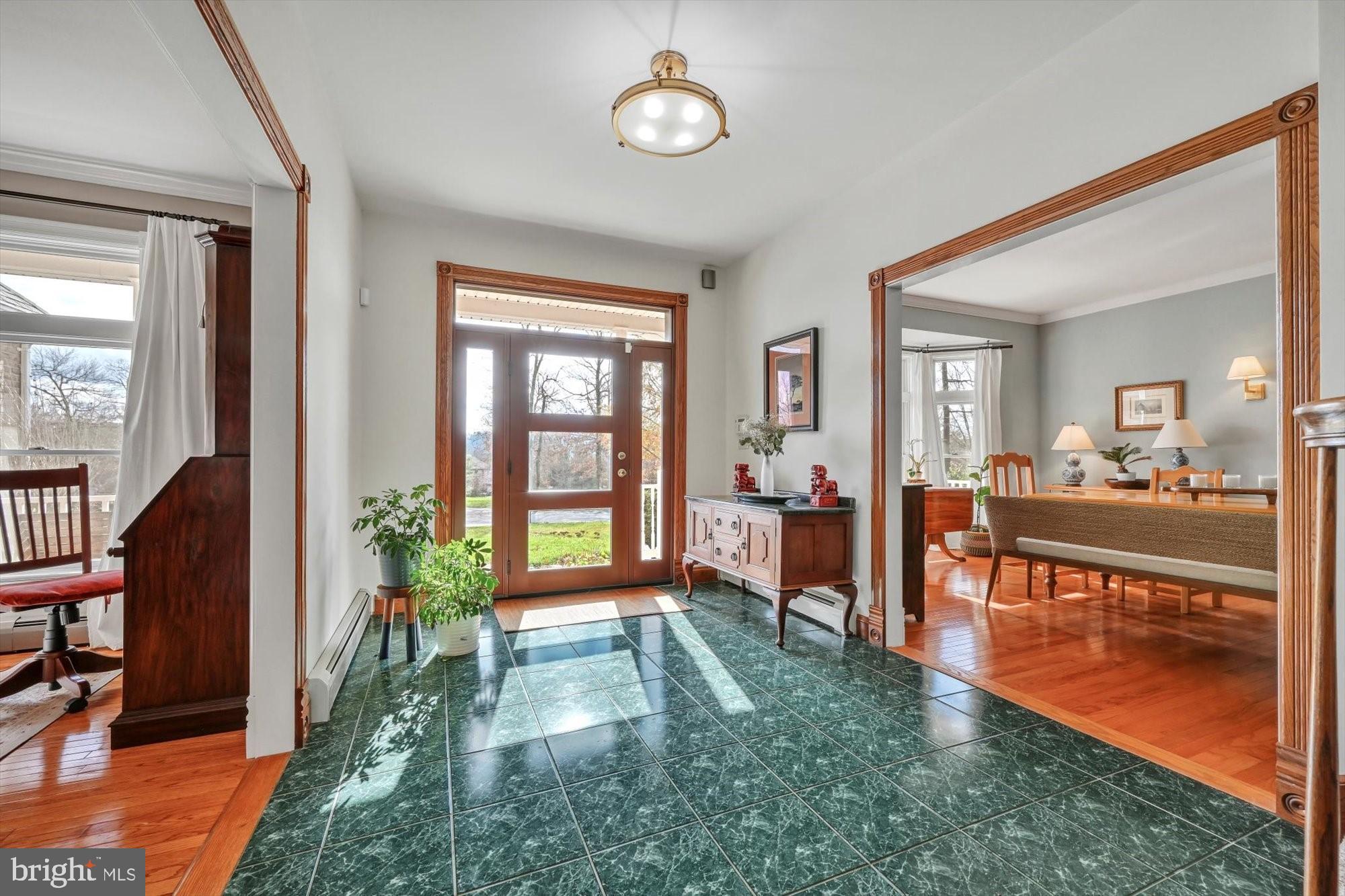 RIDGEVIEW - Residential