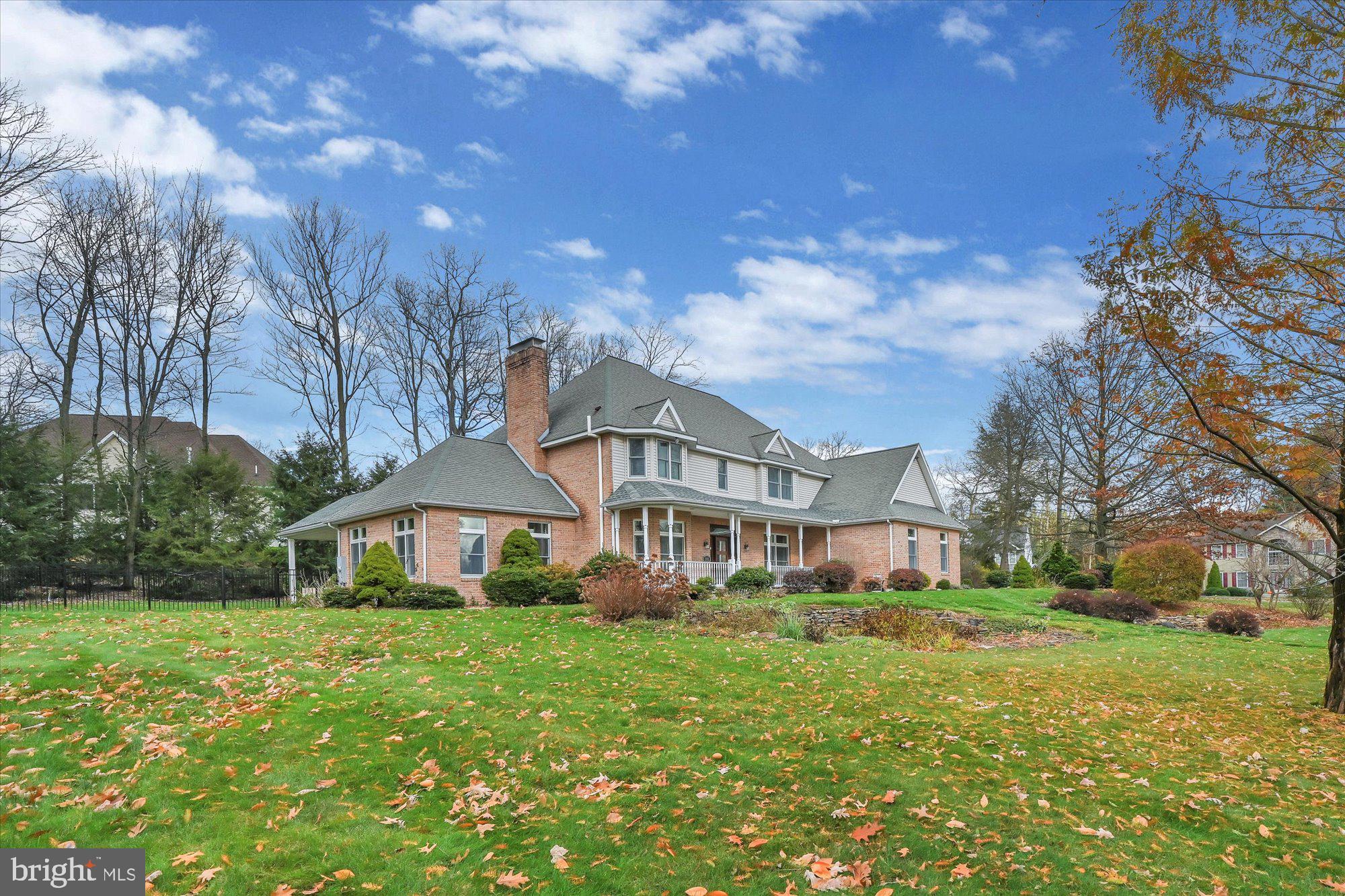 RIDGEVIEW - Residential