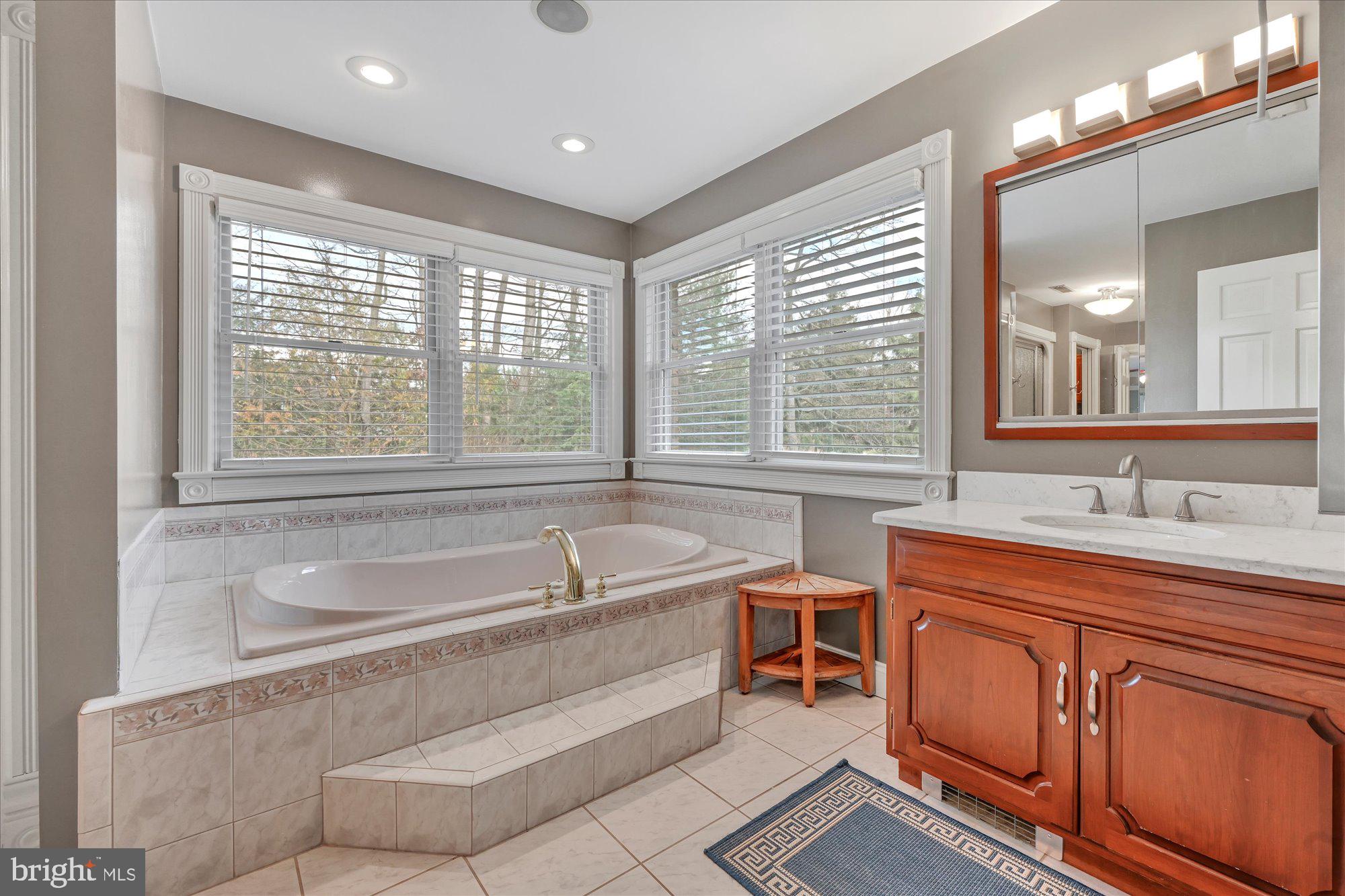 RIDGEVIEW - Residential