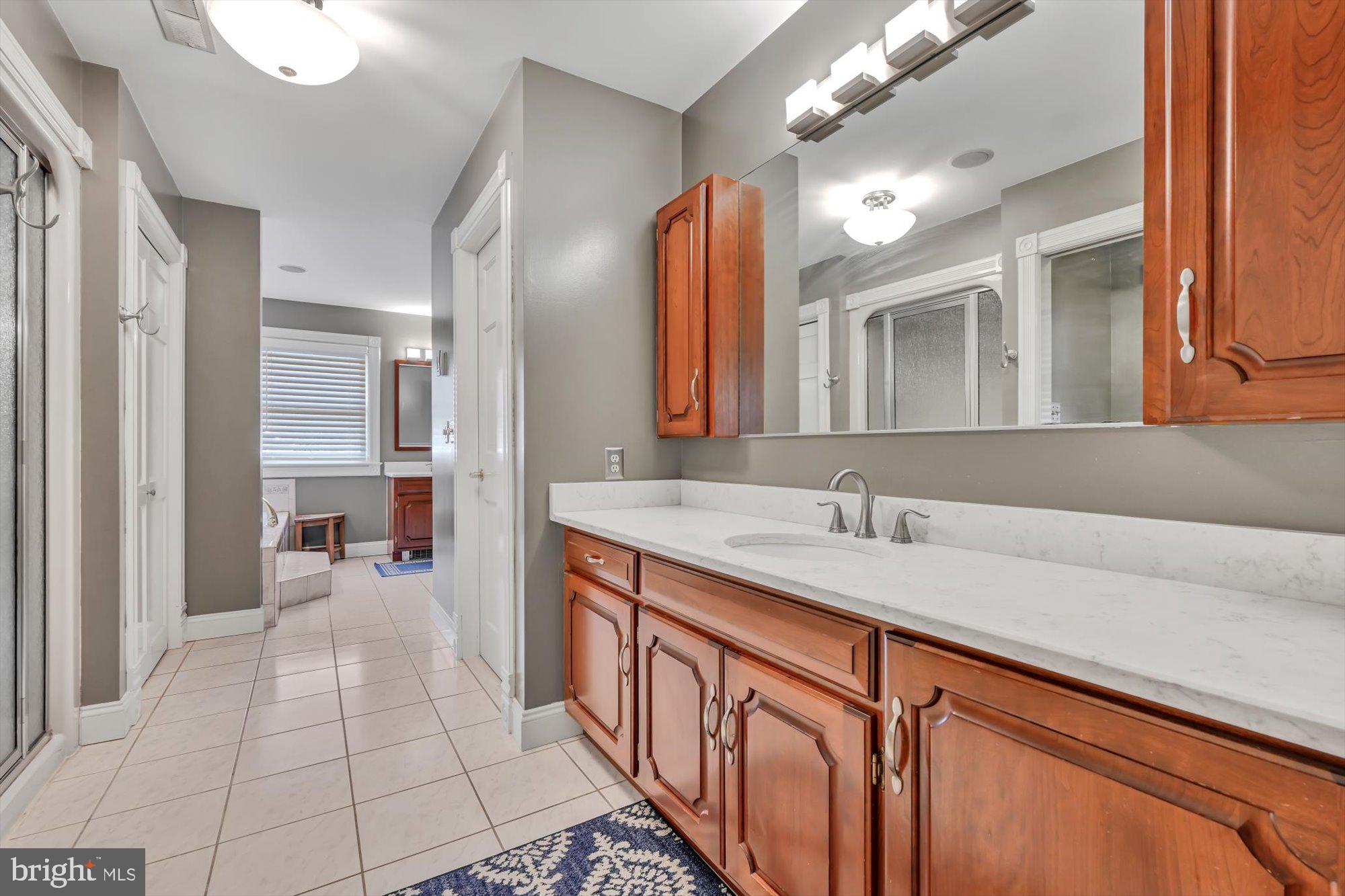 RIDGEVIEW - Residential