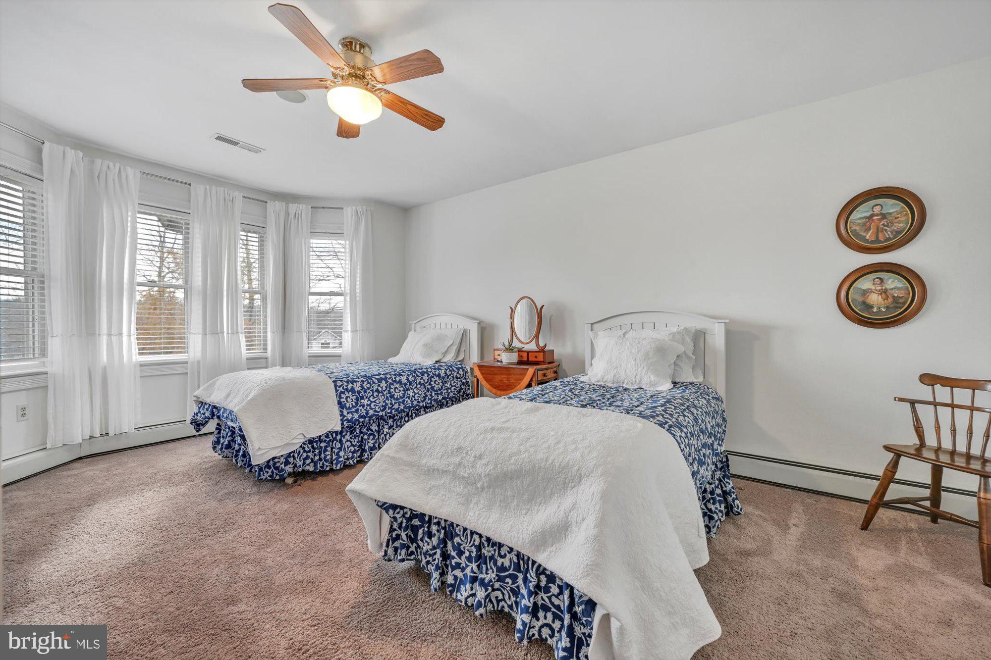 RIDGEVIEW - Residential