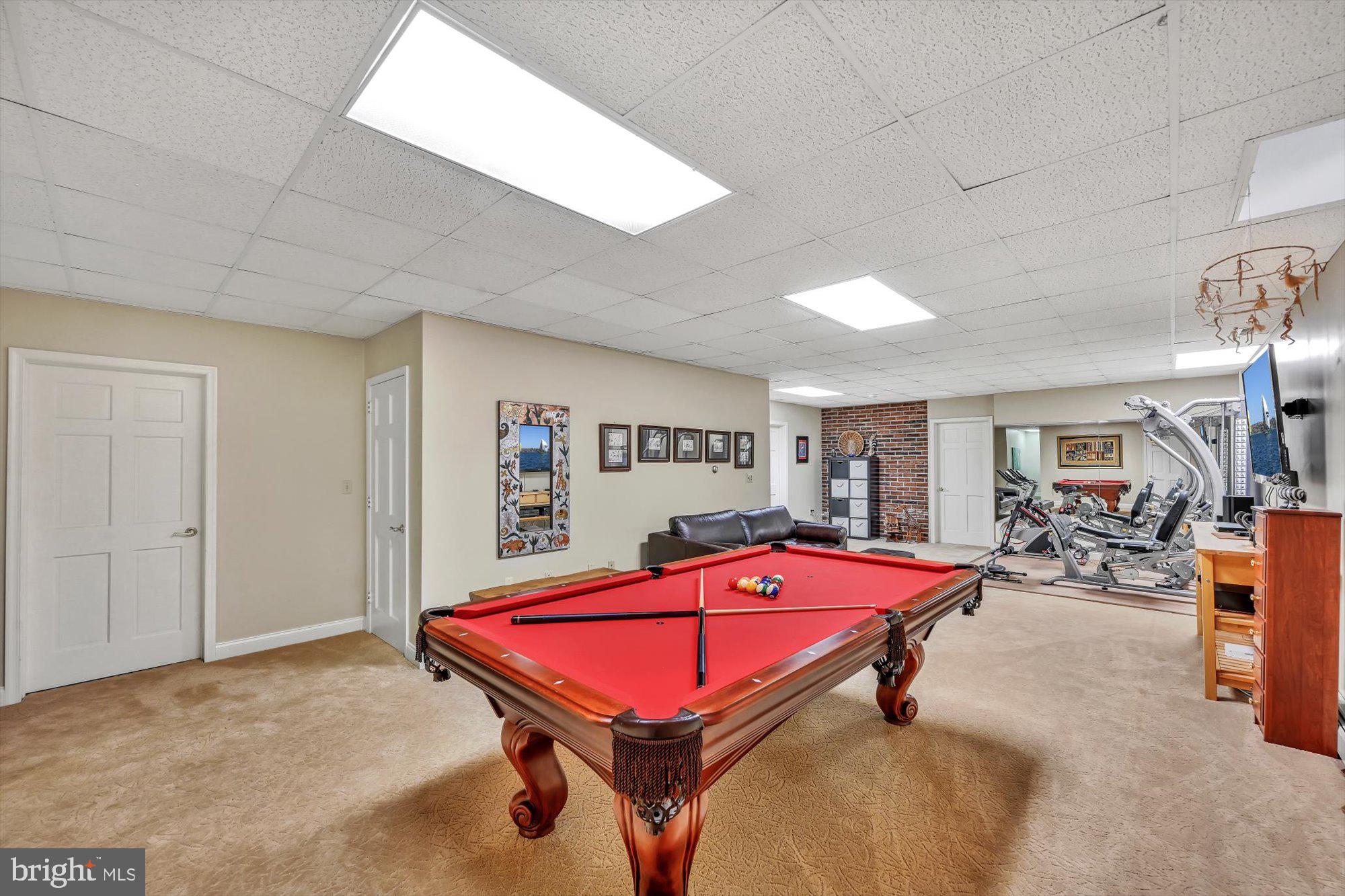 RIDGEVIEW - Residential