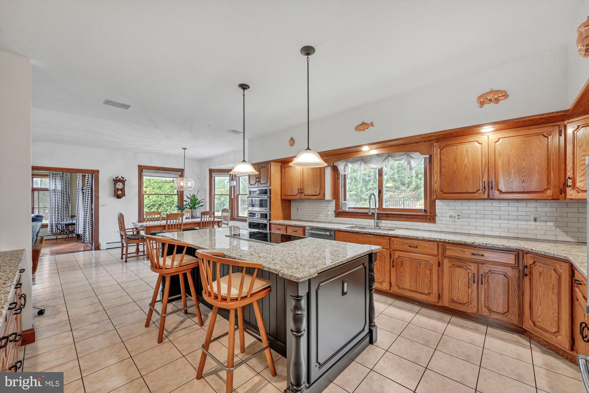 RIDGEVIEW - Residential