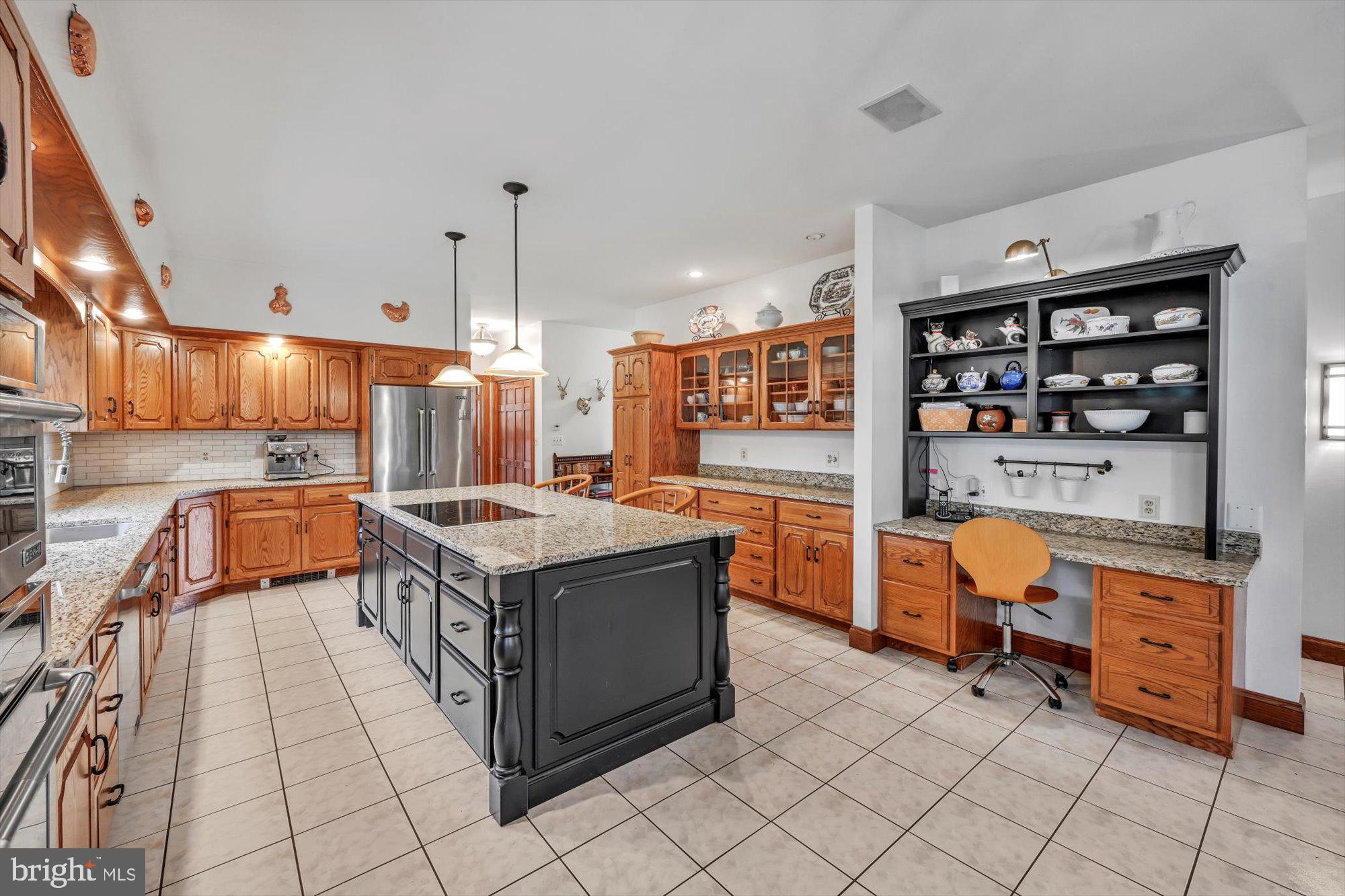 RIDGEVIEW - Residential