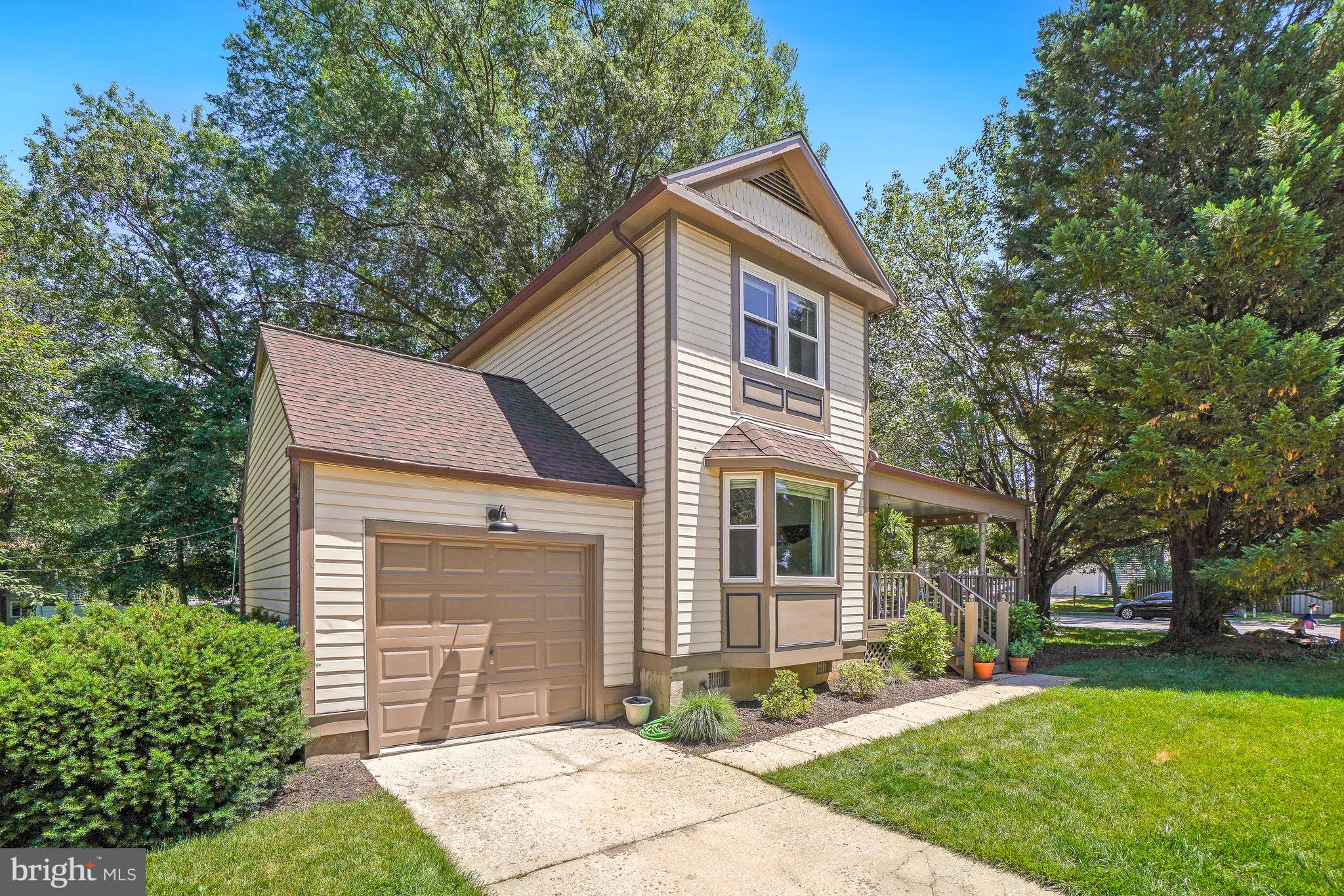 289 WHISTLING PINE ROAD