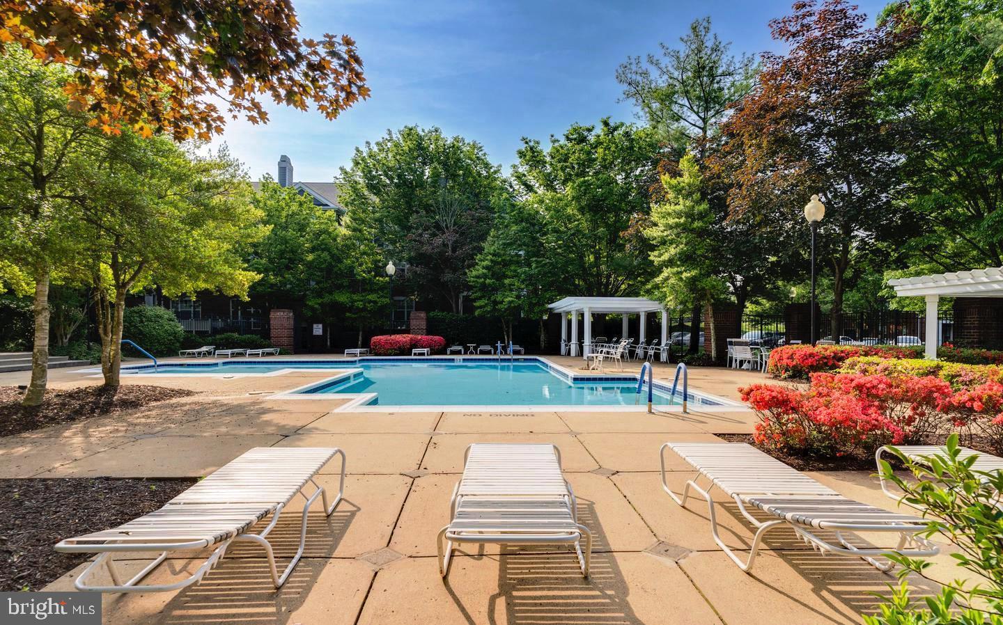 SOUTH GLEN - Residential