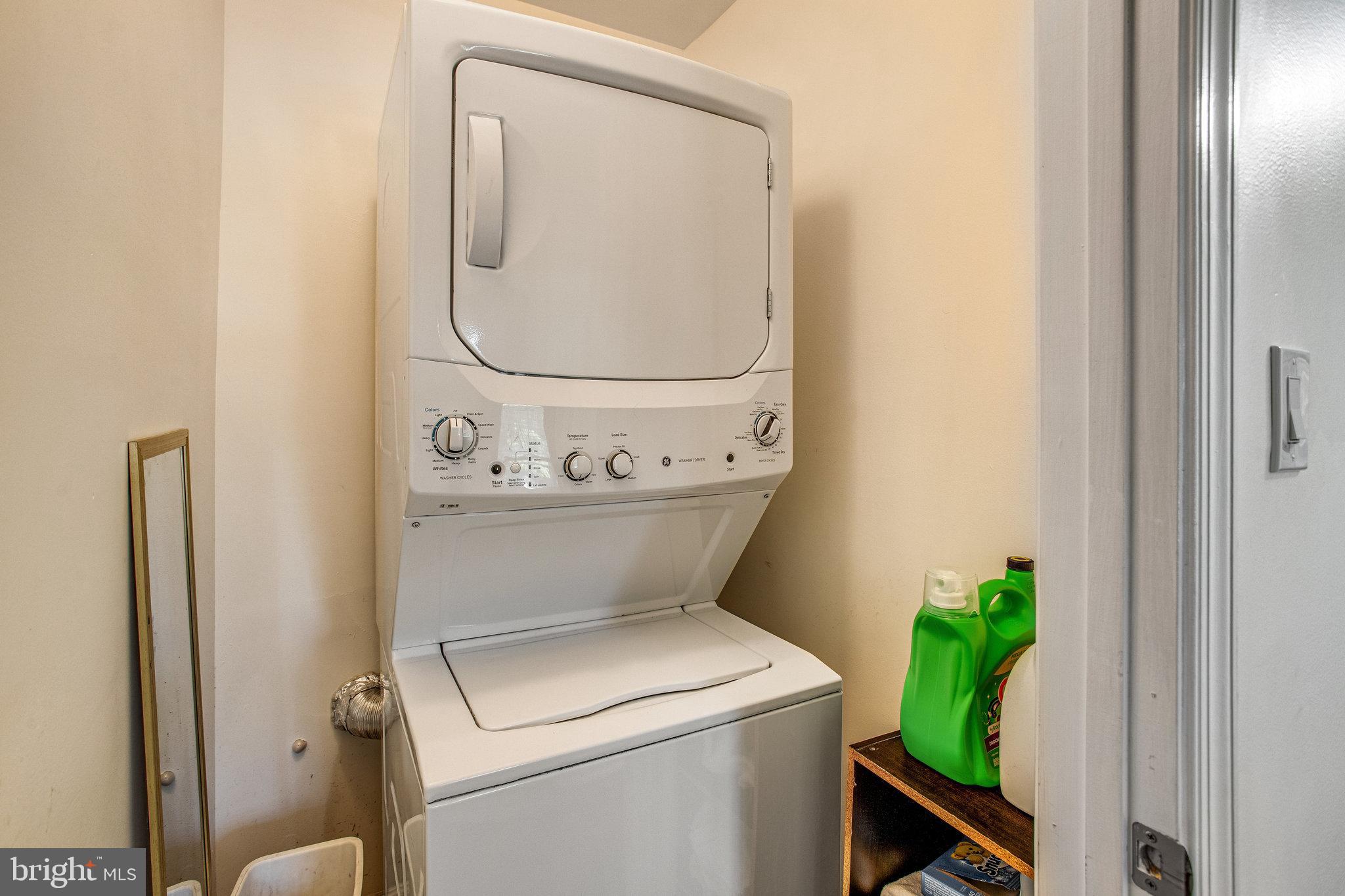 HIGH POINTE AT RIPPON LANDING - Residential