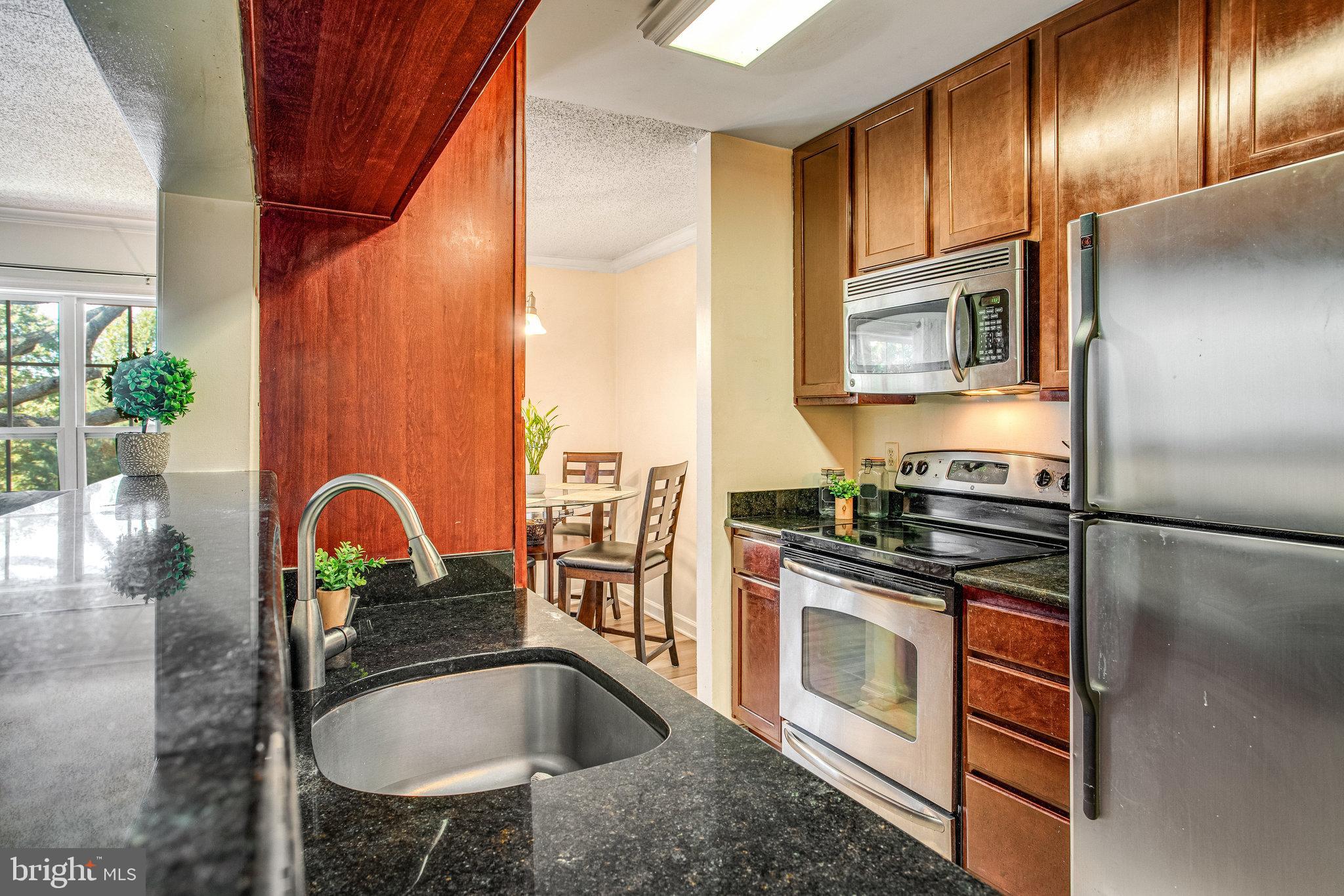 HIGH POINTE AT RIPPON LANDING - Residential