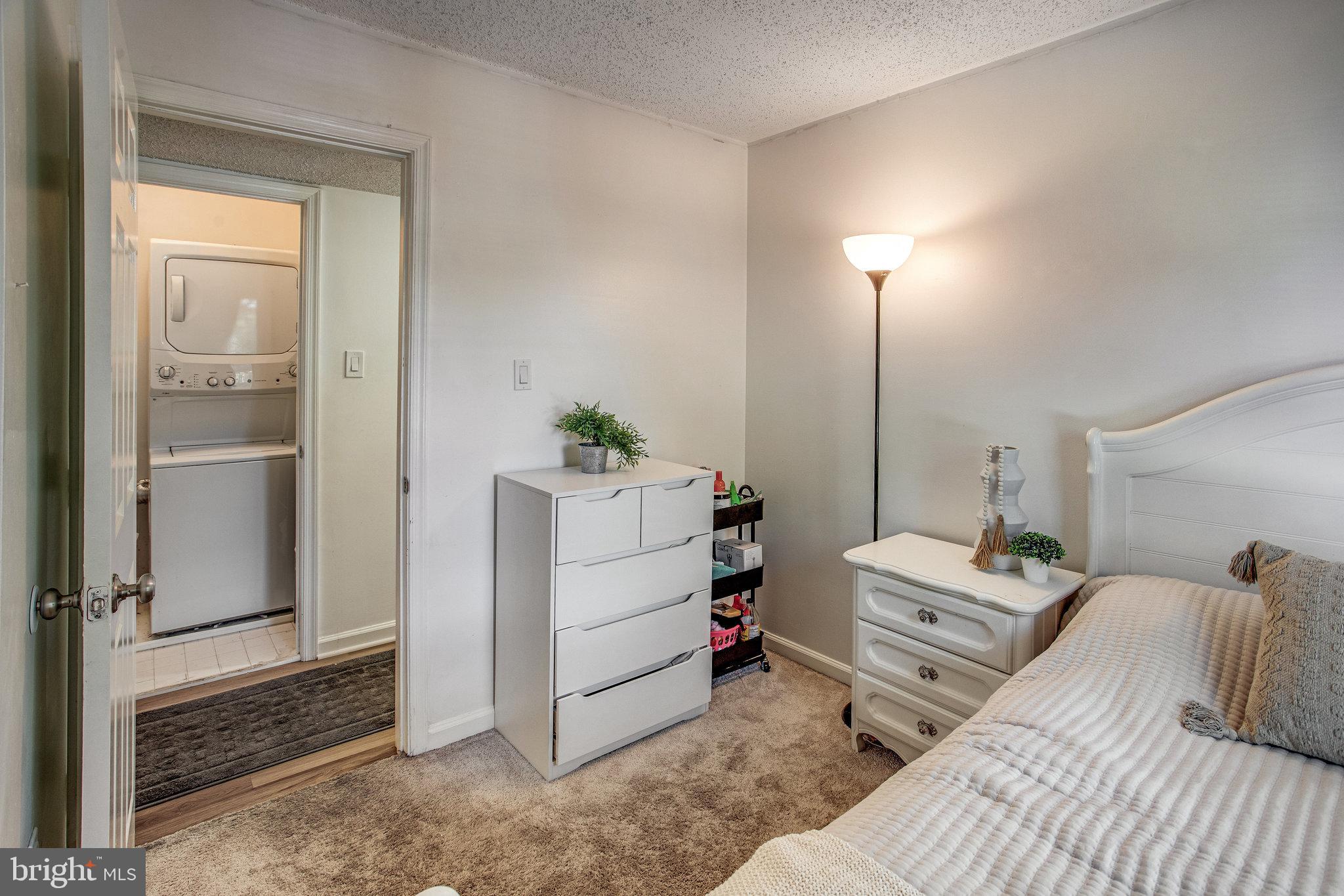 HIGH POINTE AT RIPPON LANDING - Residential