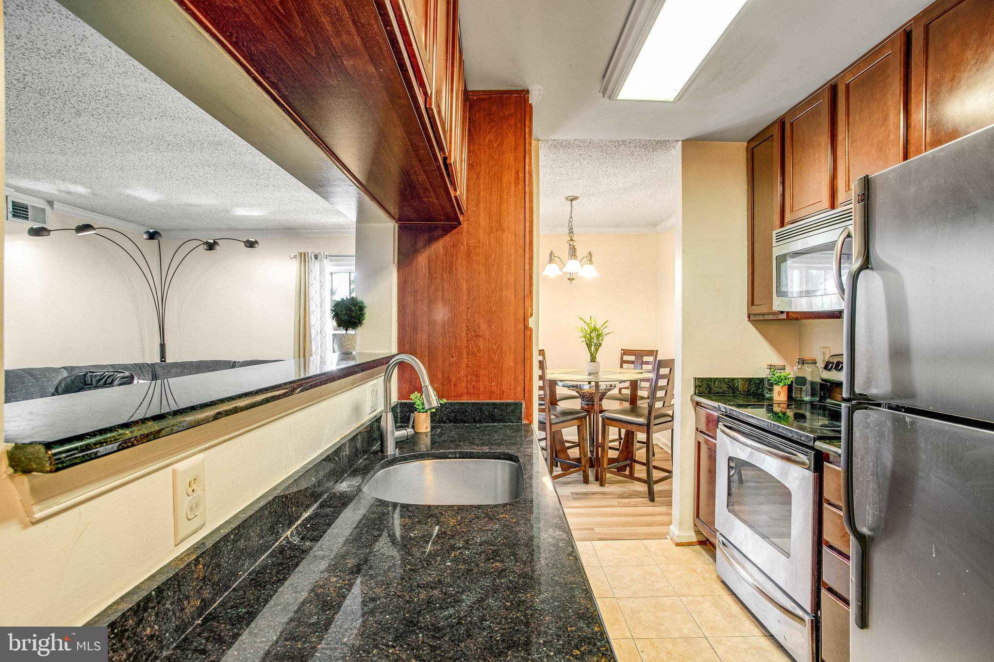 HIGH POINTE AT RIPPON LANDING - Residential