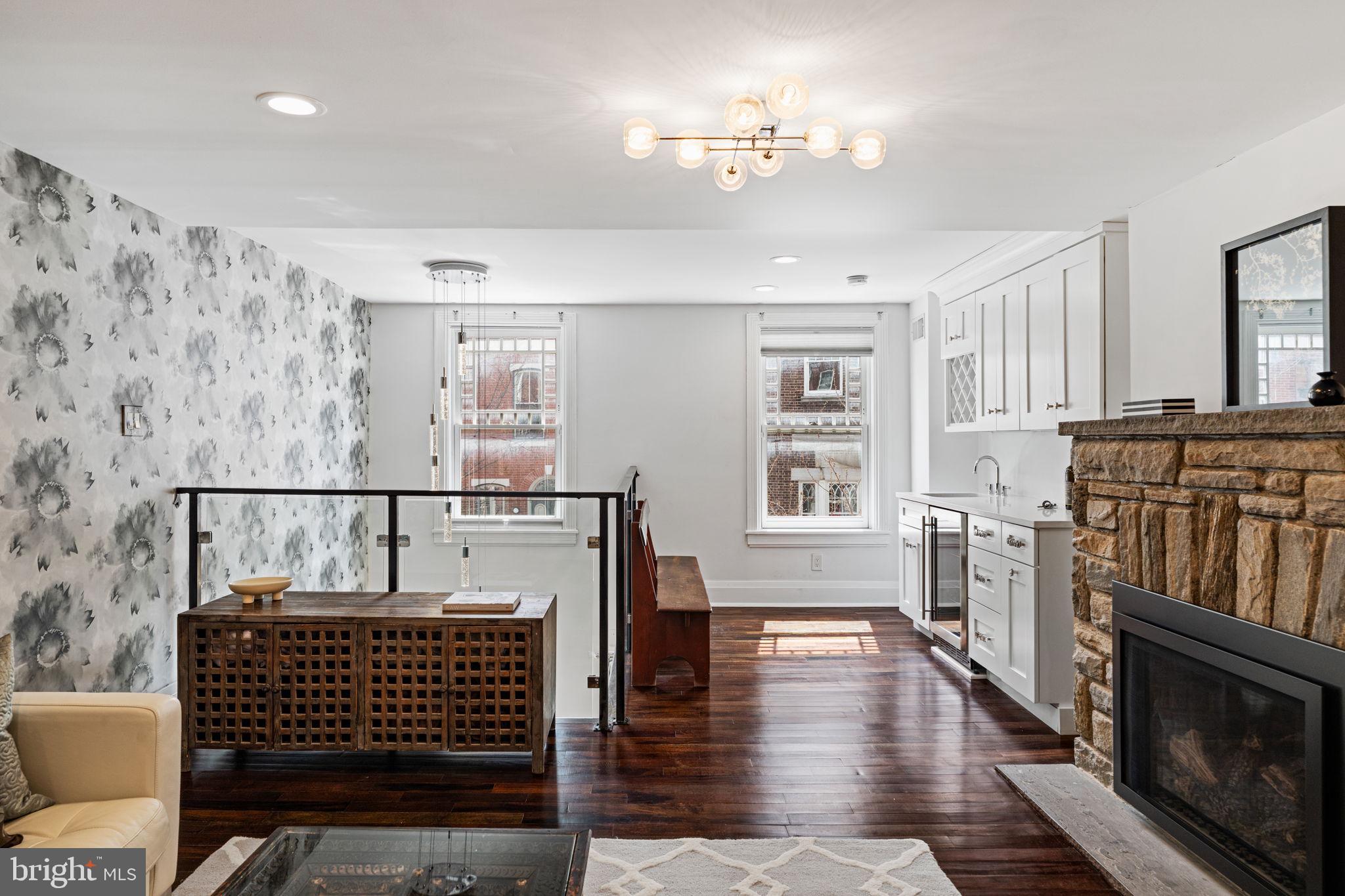 RITTENHOUSE SQUARE - Residential
